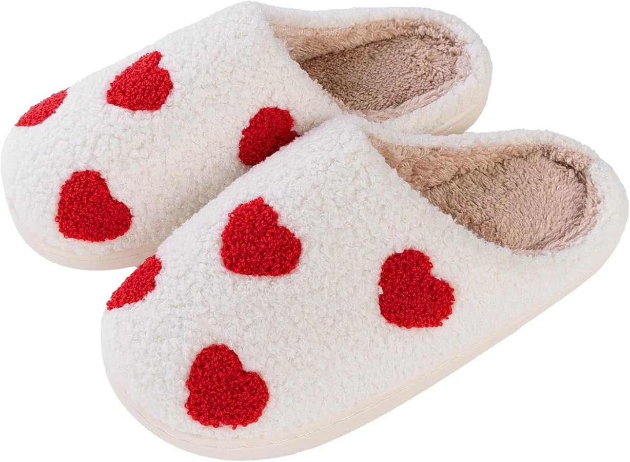 Women Slippers Cute Pattern Strawberry Slippers Warm Soft Bedroom Shoes Fuzzy Closed Toe Sandals ... | Amazon (US)