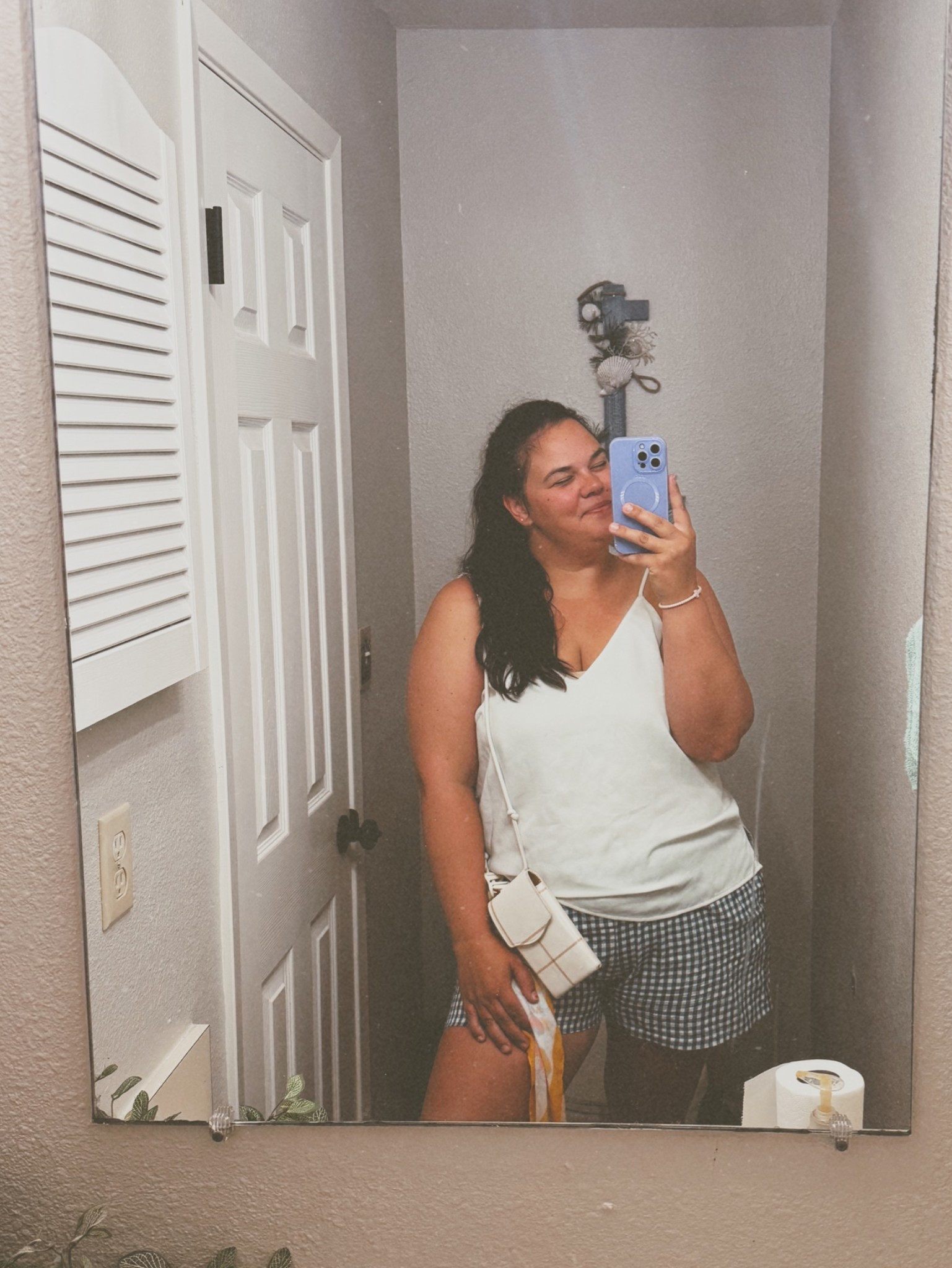 Simple vacay ootd for sight seeing 🩵 #vacationootd #momfits

#LTKmomlife #LTKMidsize #LTKTravel