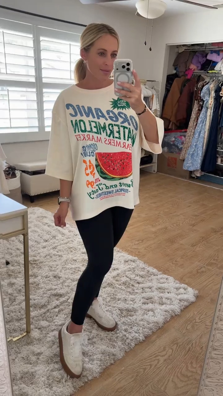 Casual outfit. Graphic t-shirt. 18 weeks pregnant 



#LTKootd #LTKSeasonal #LTKBump