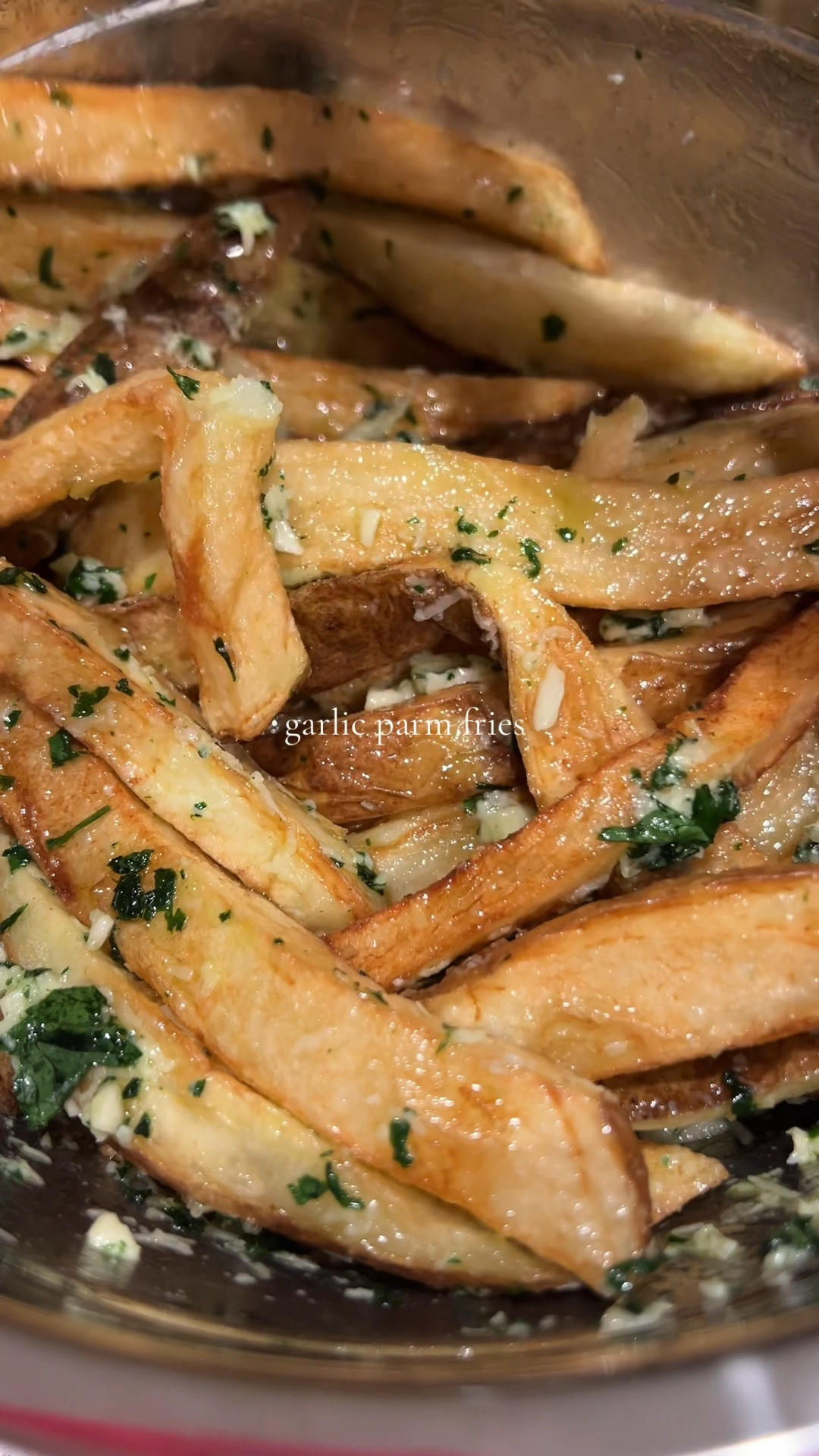 loving these garlic parm fries 

#LTKHome #LTKWatchNow #LTKFamily