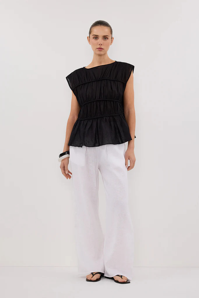 FLYNN BLACK LINEN TIERED TOP | DISSH