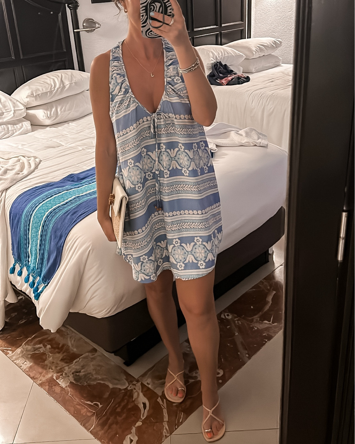 Summer dress

Dress- XS
Shoes - TTS

Free people, vacation, resort wear, fun dress, blue, open back dress, mini dress, nude sandals, Jeffrey Campbell 

#LTKShoeCrush #LTKFindsUnder100 #LTKSaleAlert