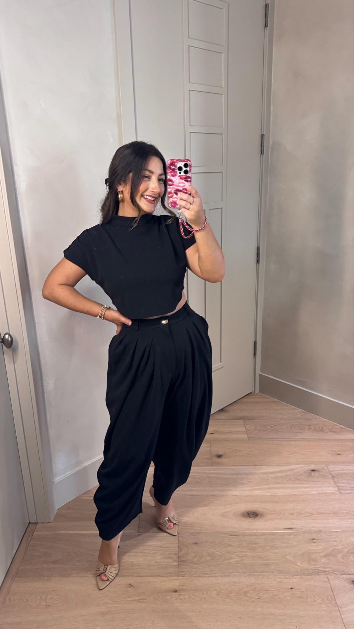This set is so gorgeous! Very unique and I love it!! 

Perfect if you have an event you need to dress up for but don’t want to wear a dress! 

Size small
5’0” 140lbs 
Petite friendly

#LTKootd #LTKPetite #LTKSaleAlert