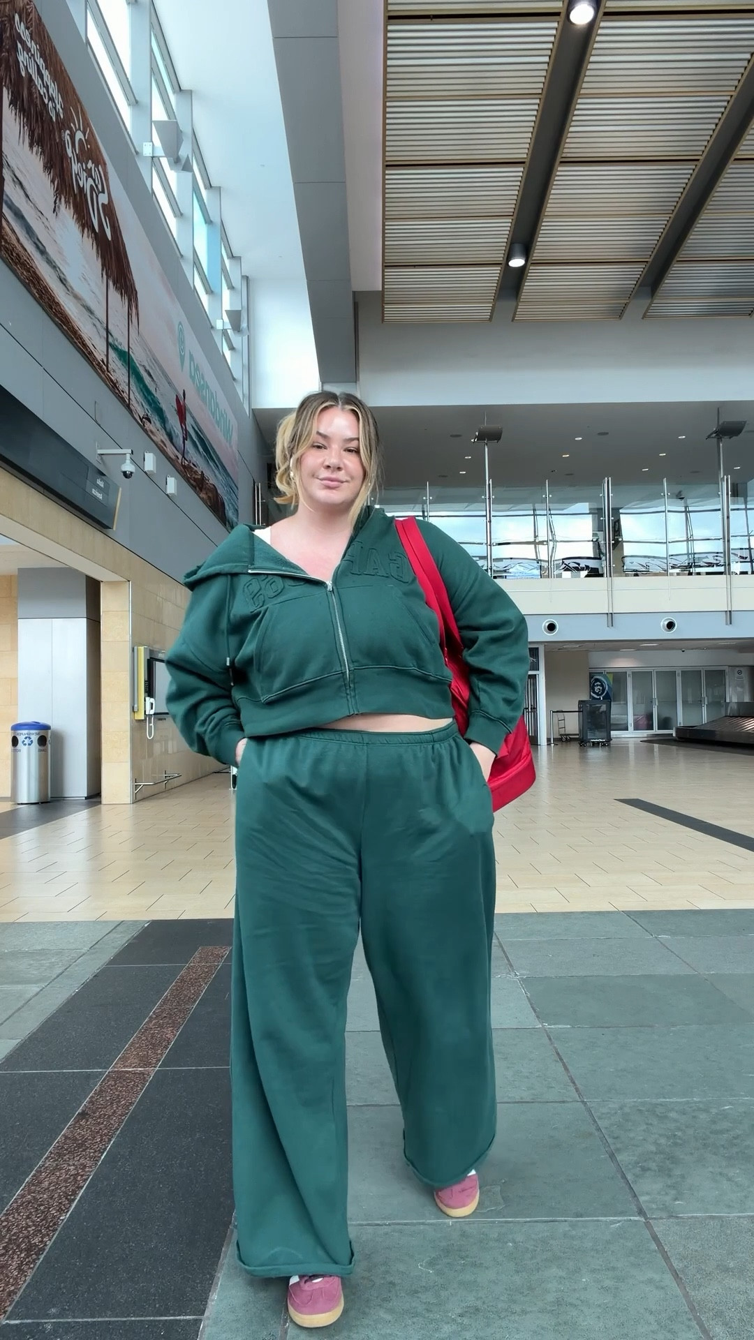 my fav sweatpants are on sale for black Friday!! :) i’m wearing a XL tall and XL in the top 🤎

#LTKCyberWeek #LTKHoliday