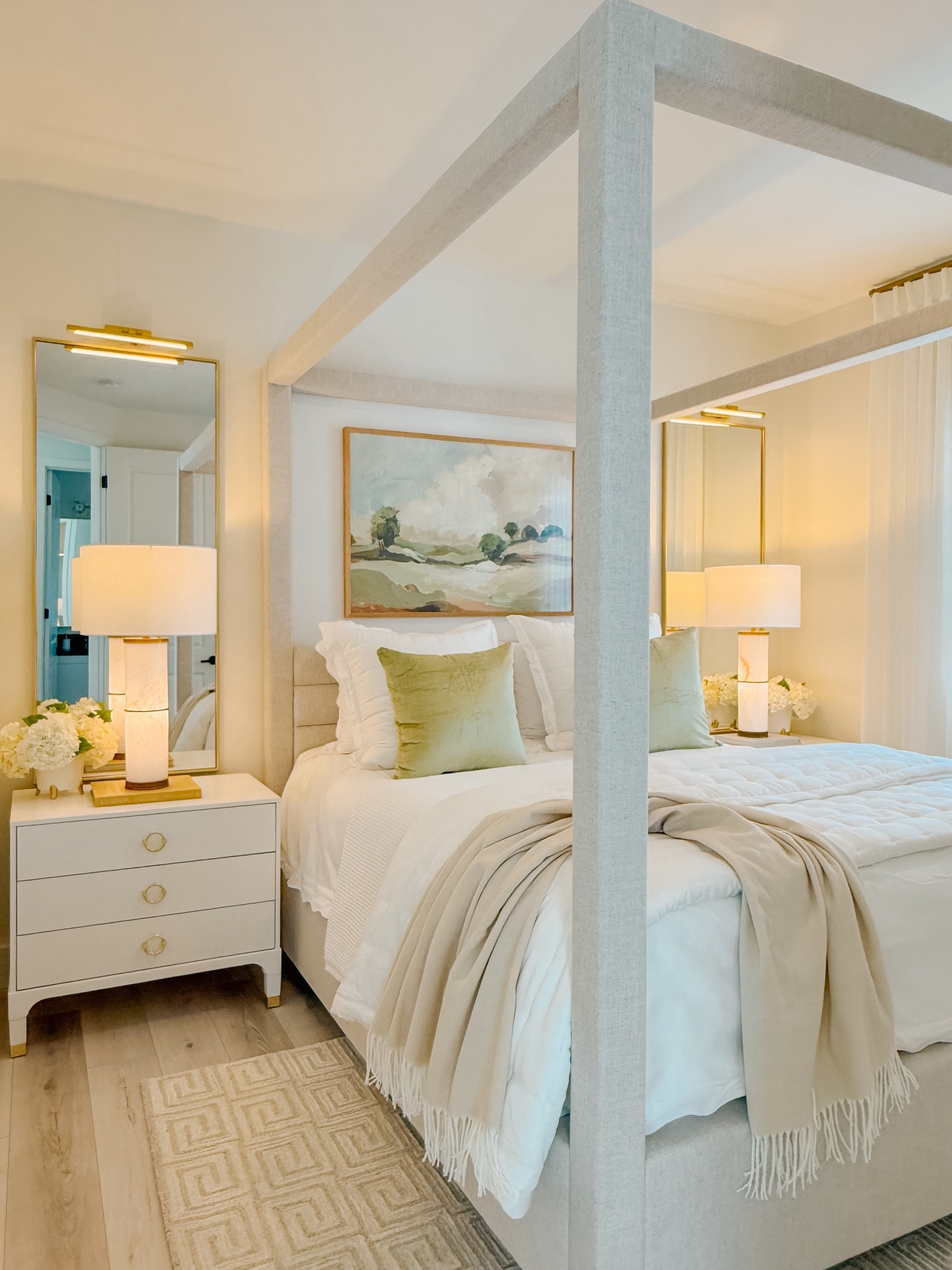 I’m seriously obsessed with how our guest bedroom came together. I found everything at @wayfair and love how it all turned out.❤️

The 4-poster bed, artwork, the greek key rug.. everything feels elevated and inviting.

One of my favorite parts? Everything shipped super fast! All pieces arrived within a few days of ordering and look custom without the wait or price tag.👏🏼

#wayfair #wayfairpartner 

#LTKSaleAlert #LTKHome