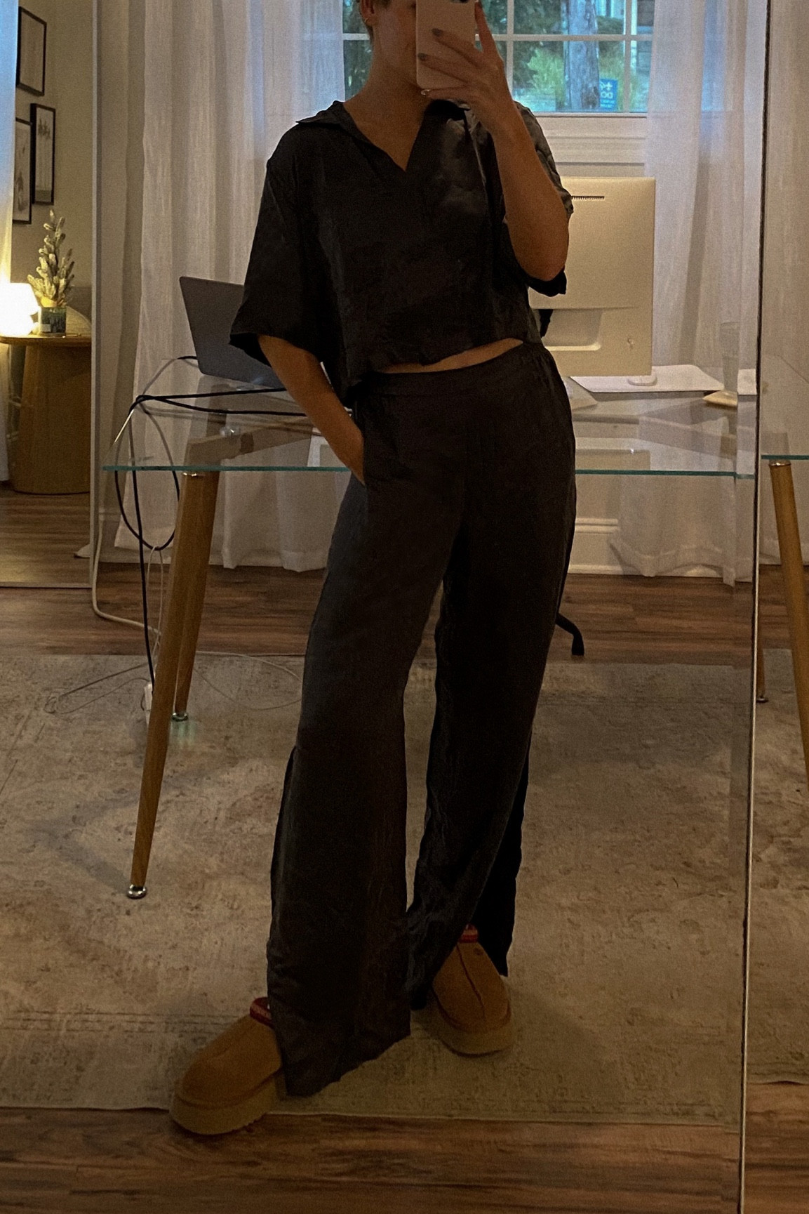 discount code: CARLYMGIFT20

pajama sets are one of my new favorite things!!! these ones are 100% washable silk, thermoregulating, and SO luxe ✨ pricey but worth the investment for quality sleep! I’m in a small 

#LTKstyletip #LTKFind