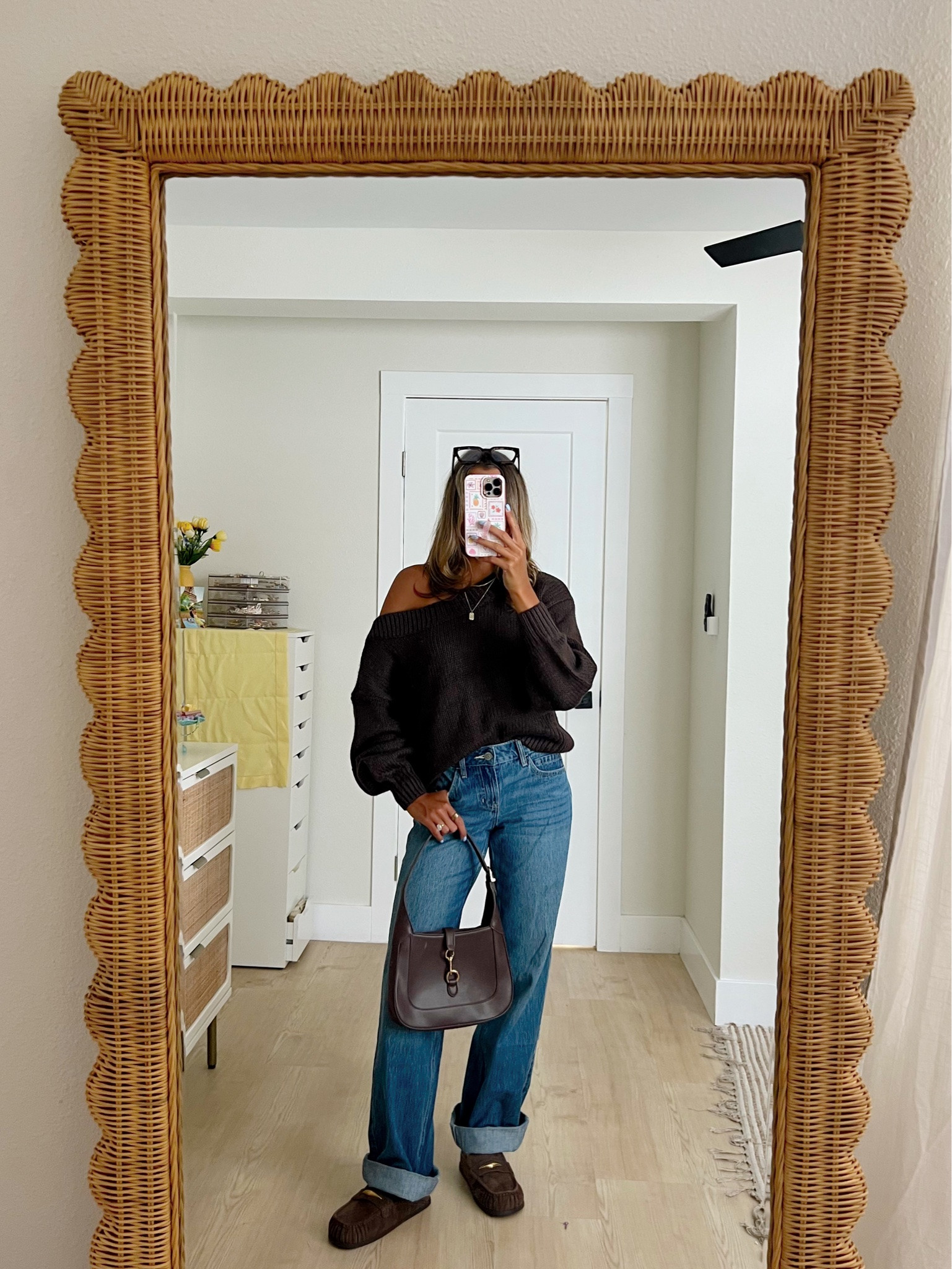 fall outfit ideas from the @hollister sale 🍁👖 code HCOMCKENZIE for an extra 20% off your purchase (codes stack)

wearing an XS in sweaters and tops and 00 regular in jeans

#LTKootd
