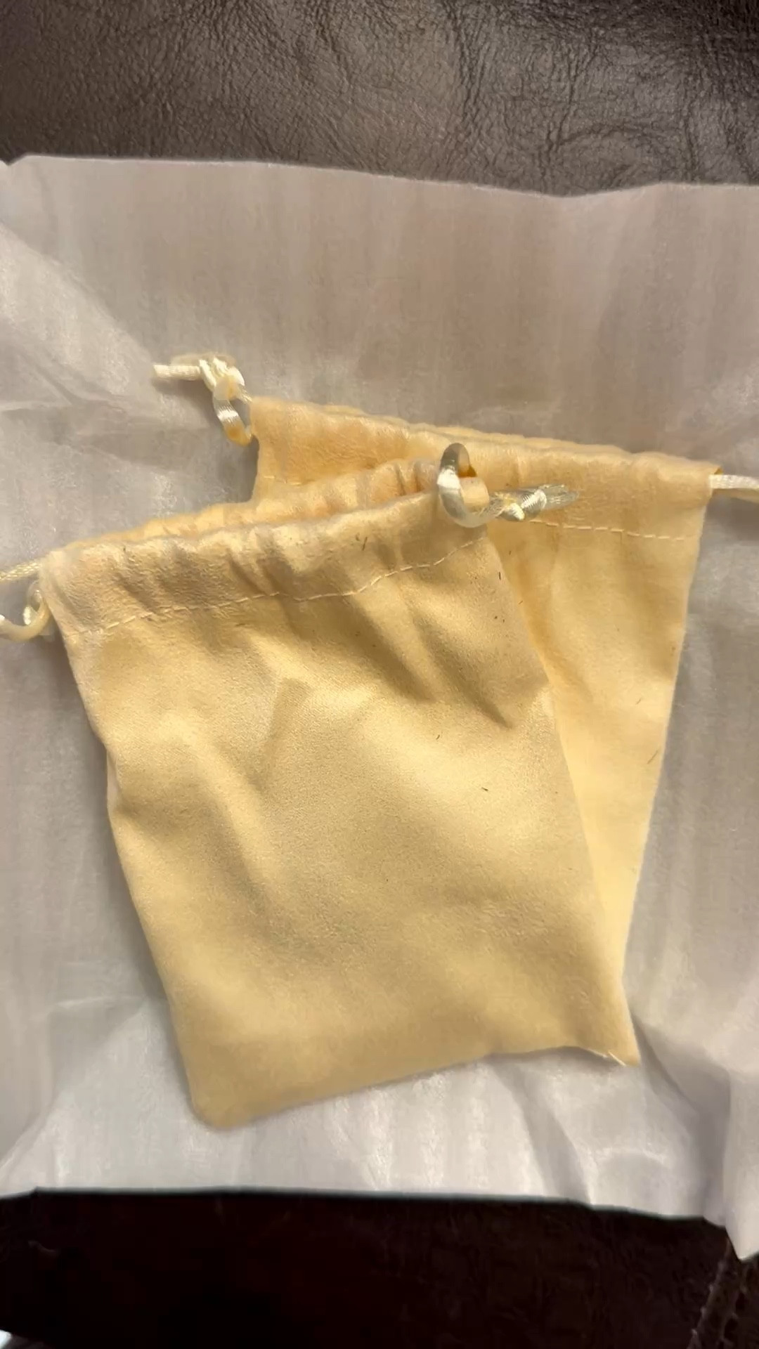 Got the boys some new identity 🏷️🐾🤎 love how these tags turned out for them🤩 I love the vintage feel they have 


#Etsyfinds #Etsy #shopsmall #vintage #vintagedogtags #LTKpets #dogmom

#LTKdayinmylife