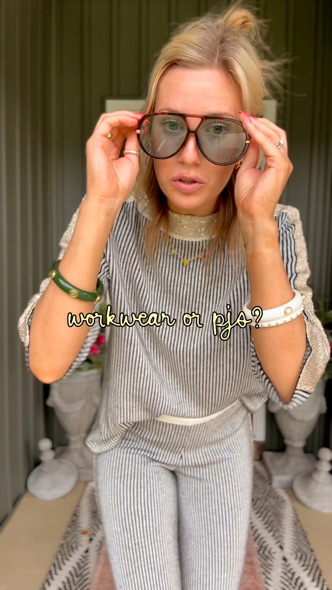 sharing the set that feels like pjs but is sooo chic!!! 
I’m wearing a small in my top and bottoms 

Mom style
Mom set
Ootd
Easy style
Fashion finds

#LTKootd #LTKmomlife #LTKdayinmylife