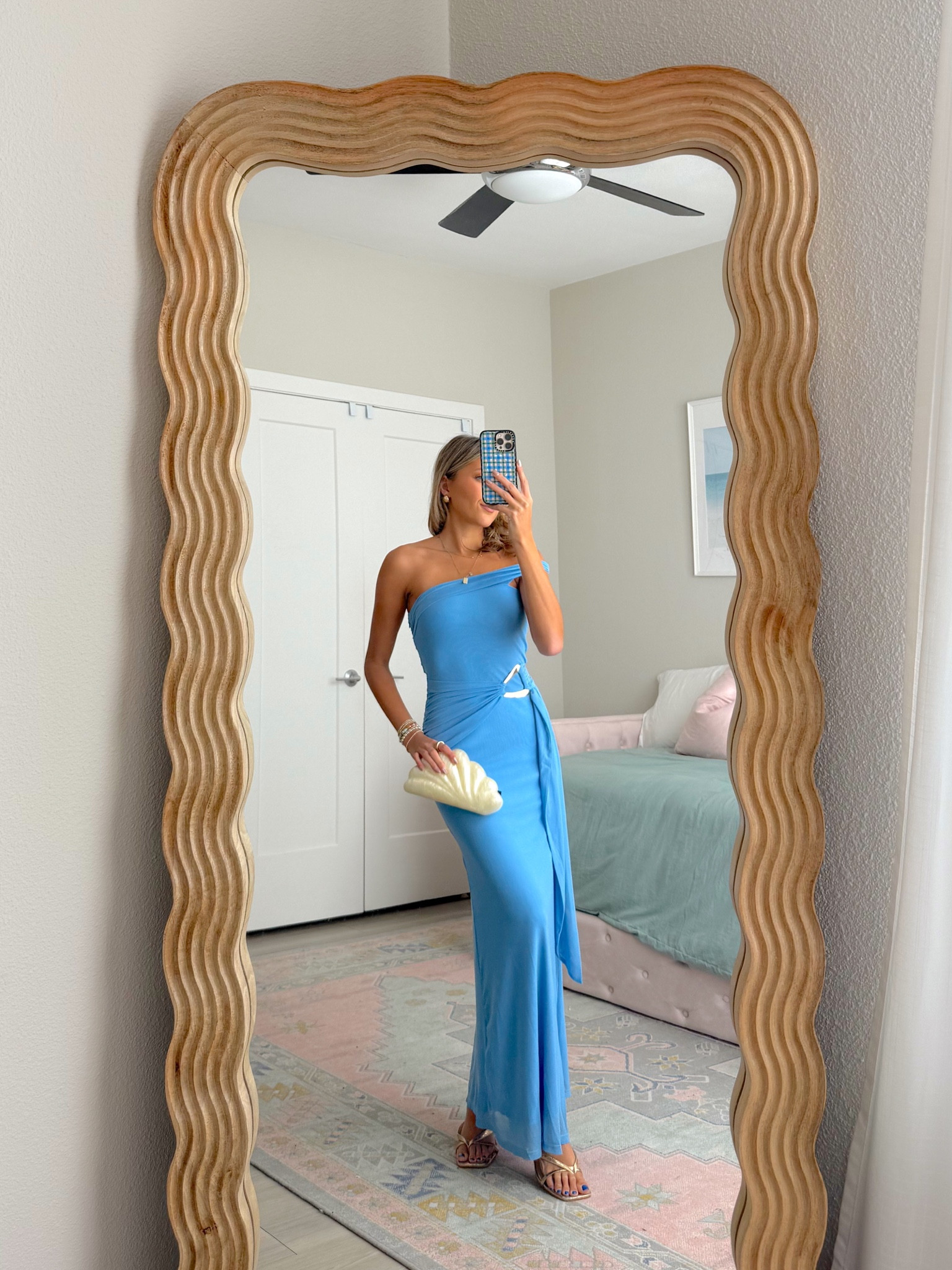 the cutest spring break vacation dress / spring wedding guest dress from fortunate one. wearing an XS. use code FOMCKENZIE for 10% off 🩷