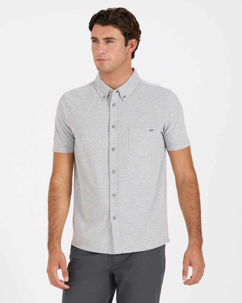 Short-Sleeve Ace Button Down | Vuori Clothing (US & Canada)