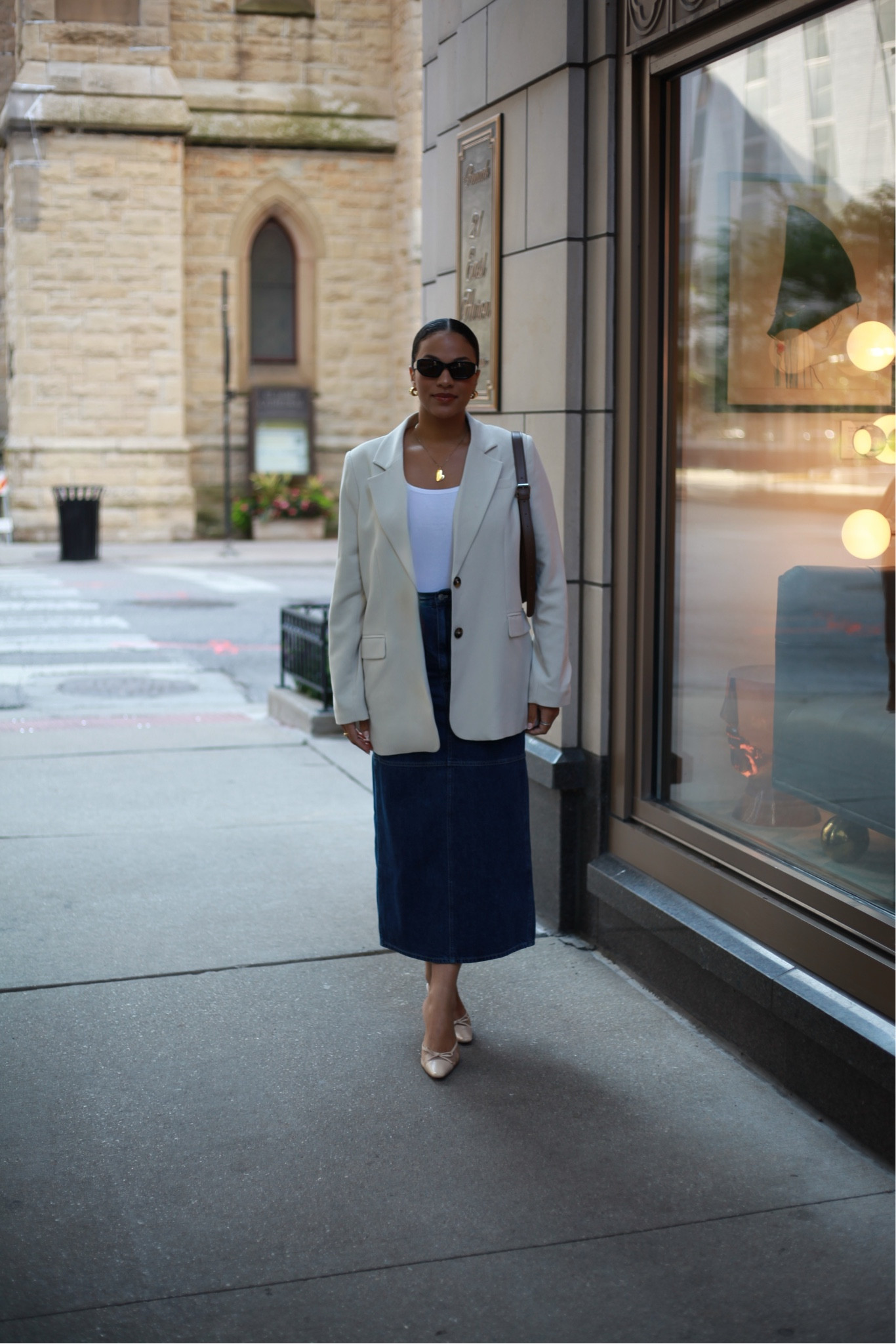 Styling a denim skirt🤍

#LTKSeasonal #LTKFallSale #LTKStyleTip