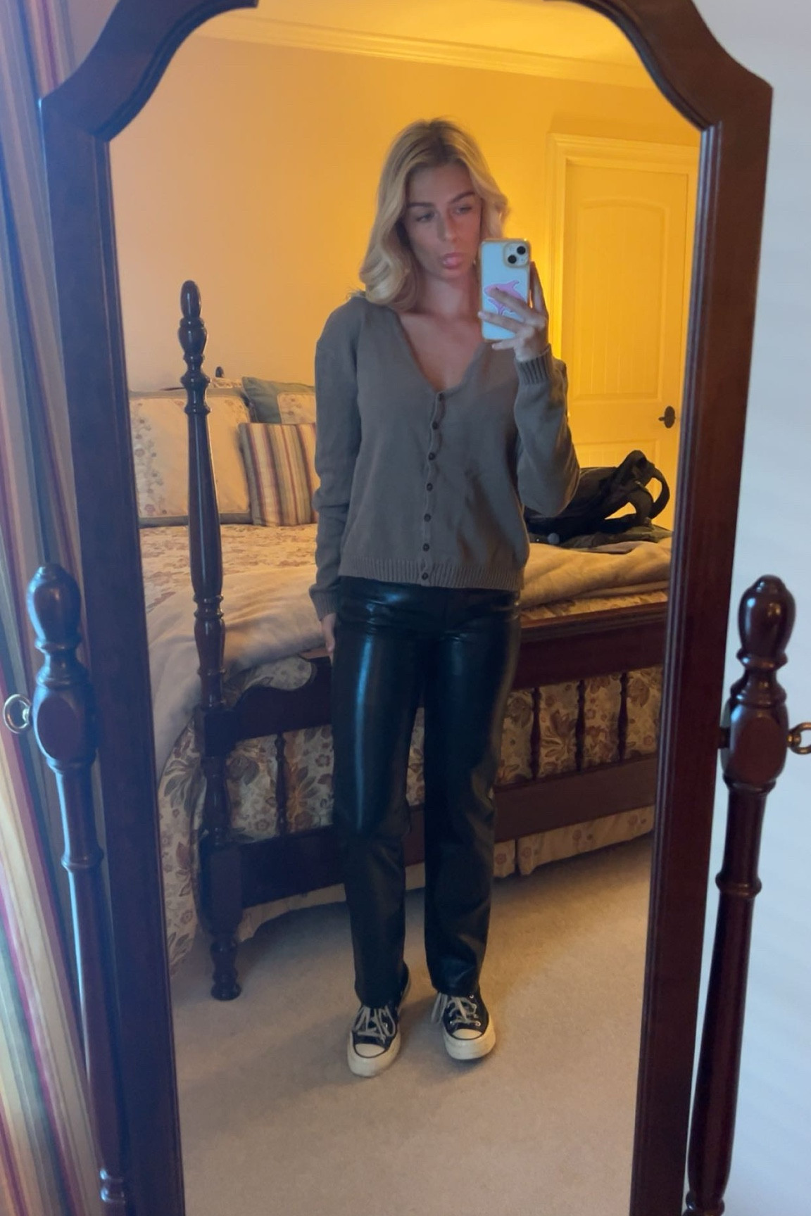 outfit for dinner out with liam's family 🫶🏼

#LTKHoliday #LTKCyberWeek #LTKSeasonal