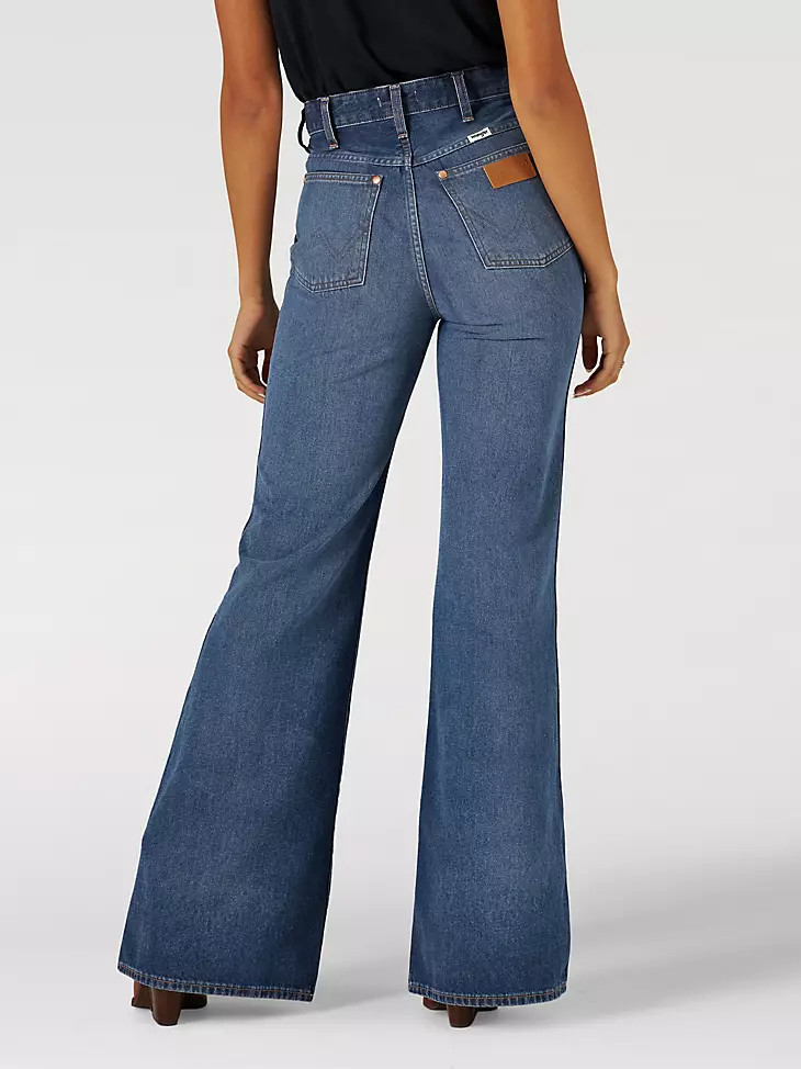 Women's Wrangler® Wanderer 622 High Rise Flare Jean in Rose Tint | Wrangler