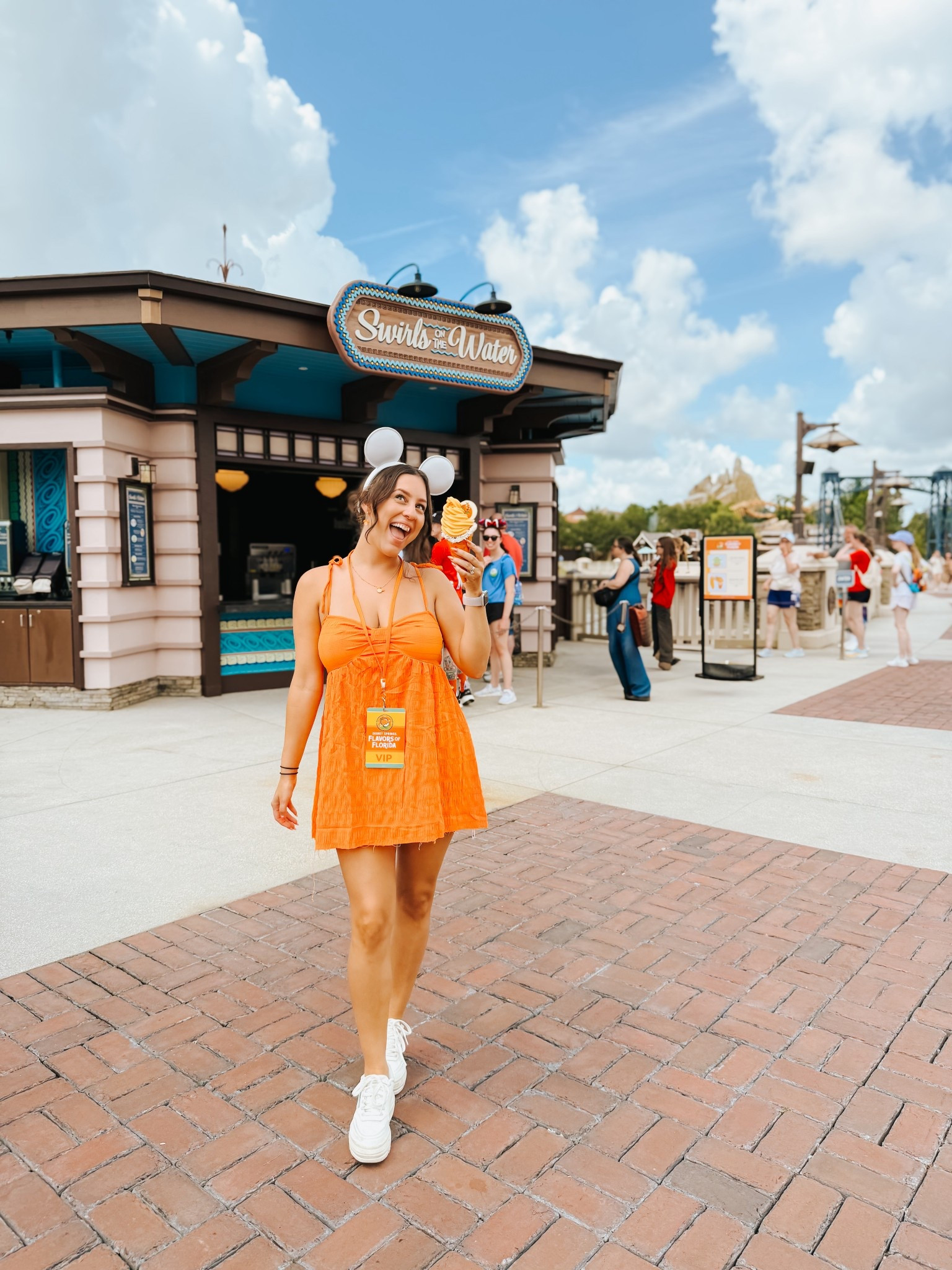 Absolutely in LOVE with this dress but it’s not short girl friendly and I did in fact cut off 4 inches… so just keep that in mind 🤪 