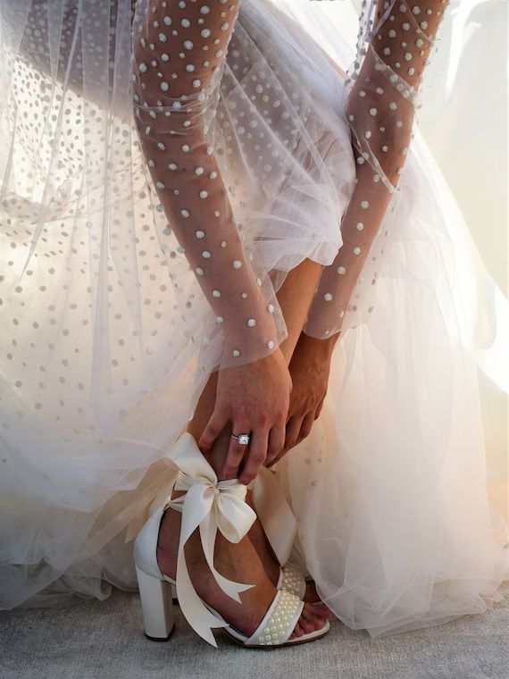 Wedding White Elegant block Heels, Comfortable Heels, Pearl Wedding Sandals, Flattering Bridal Sh... | Etsy (US)