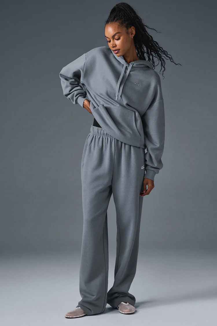 Accolade Straight Leg Sweatpant | Alo Yoga