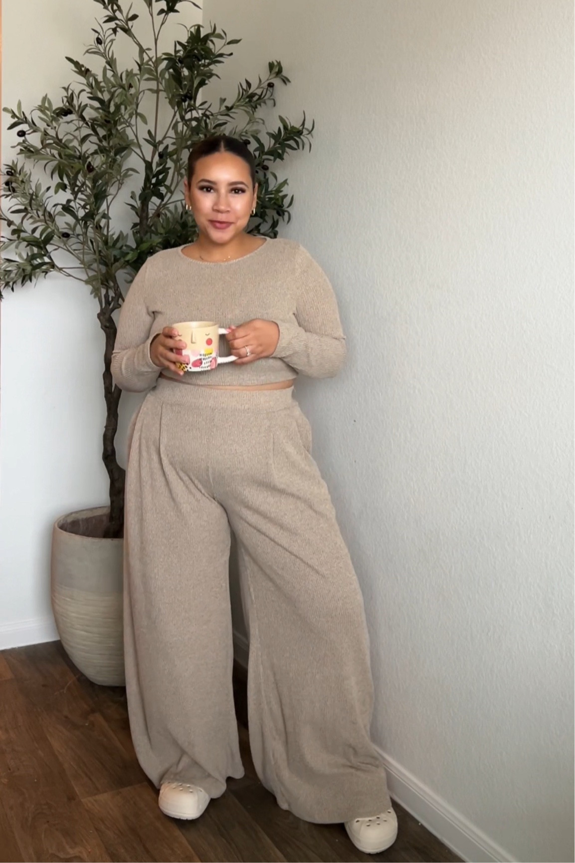Midsize crop top wide leg pant set. Midsize set, Amazon set, Amazon find 

#LTKfindsunder50 #LTKstyletip #LTKmidsize