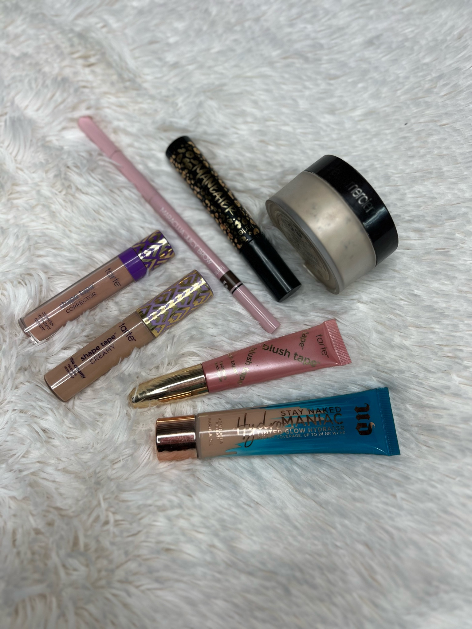 Yesterdays easy, natural makeup of the day  

#LTKGiftGuide #LTKfindsunder50 #LTKbeauty