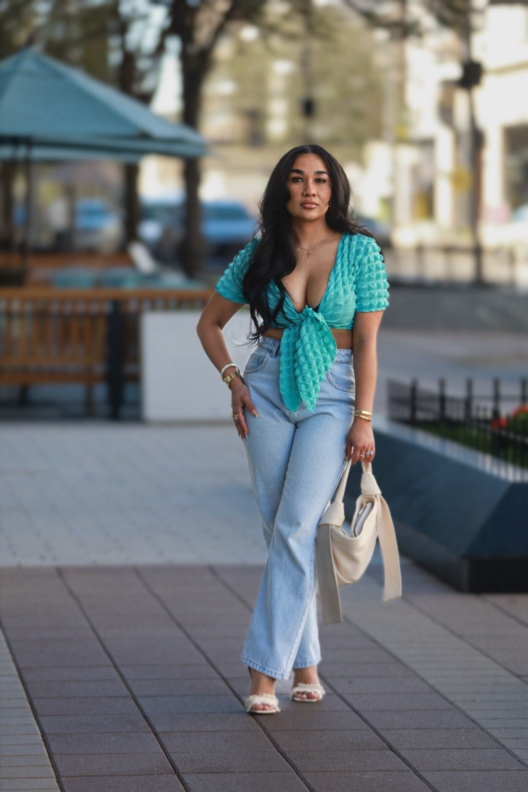 Hi GF! Here’s a spring look I am loving. 
I am 5ft tall 125 lbs! 
Top is sold out but I linked a similar one that’s really good! 
Jeans : size 6 (petite section PLT)
Bag is low in stock and one of my favorites! 
Shoes are PLT and selling out fast. 
#affordablestyle #springfashion #datenight #brunch #datenight

#LTKFindsUnder100 #LTKPetite #LTKStyleTip