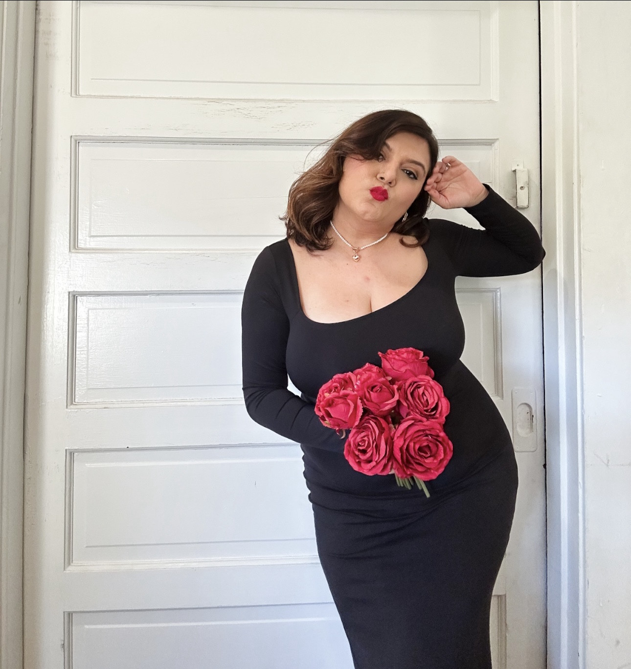 Black long dress🖤
Wearing a size medium for reference.

#midsize#dress#dresses#weddingguestdress#outfitoftheday 

#LTKMidsize #LTKMostLoved #LTKFindsUnder50