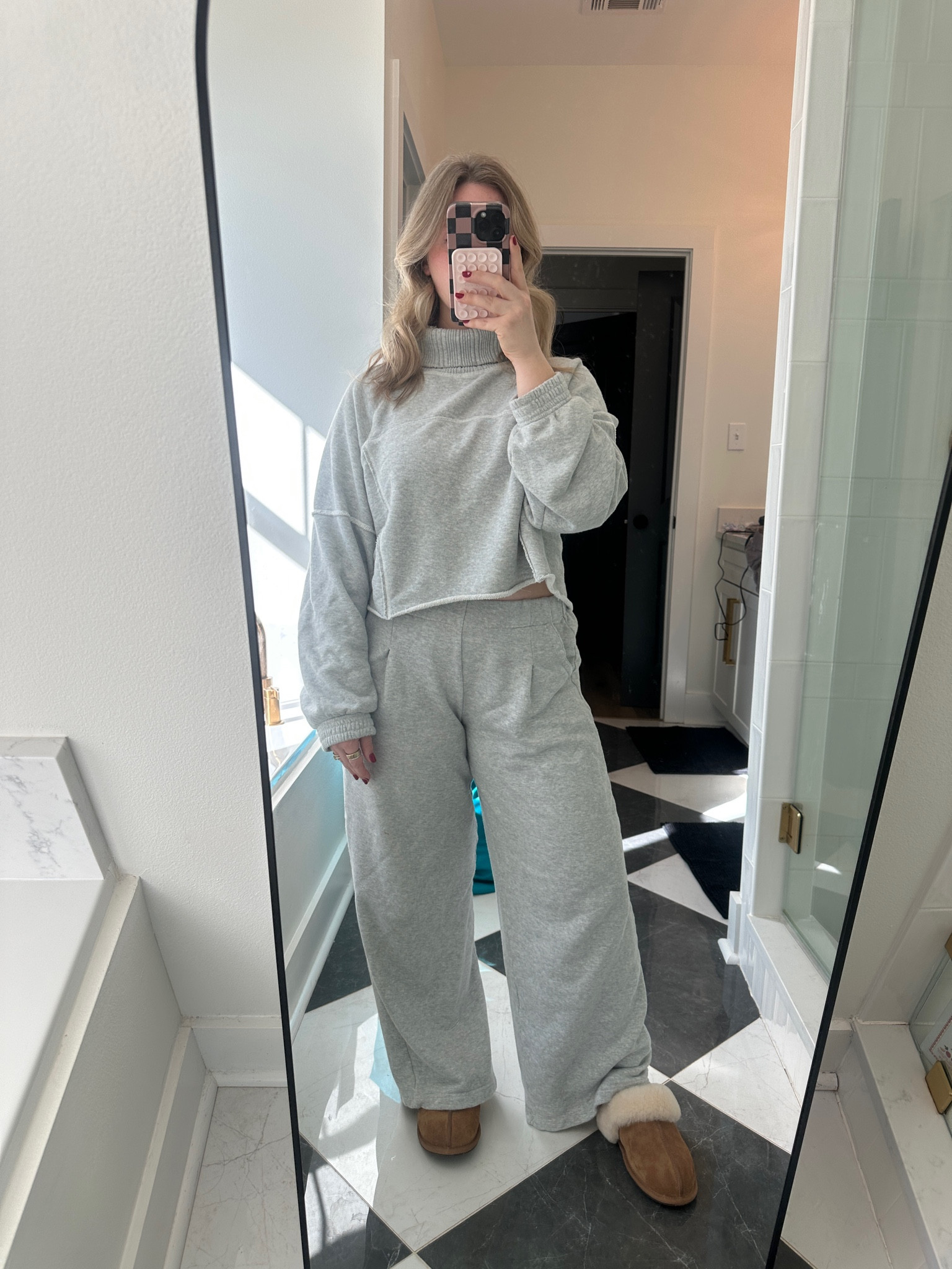 have lived and LOVED in this sweat set!!! my top 3 of the season 

#LTKMostLoved #LTKFindsUnder50 #LTKPetite