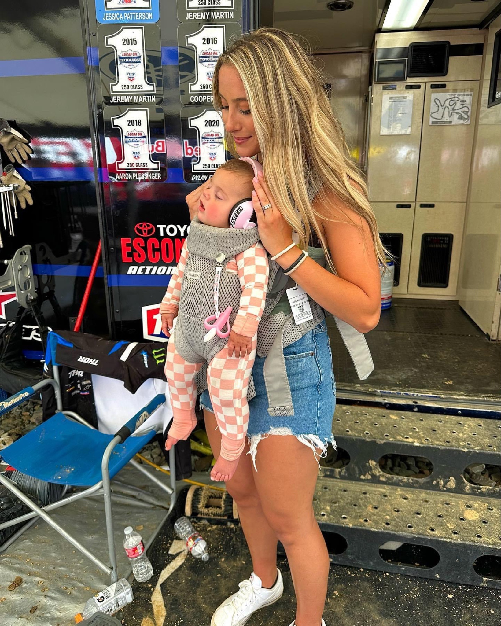 Love traveling with my bestie girl💓
Couldn’t live without my Baby Bjorn carrier at the races!

Baby carrier | checkered baby sleeper | 12-18m clothes | jean shorts | casual outfit 

#LTKtravel #LTKbaby #LTKkids