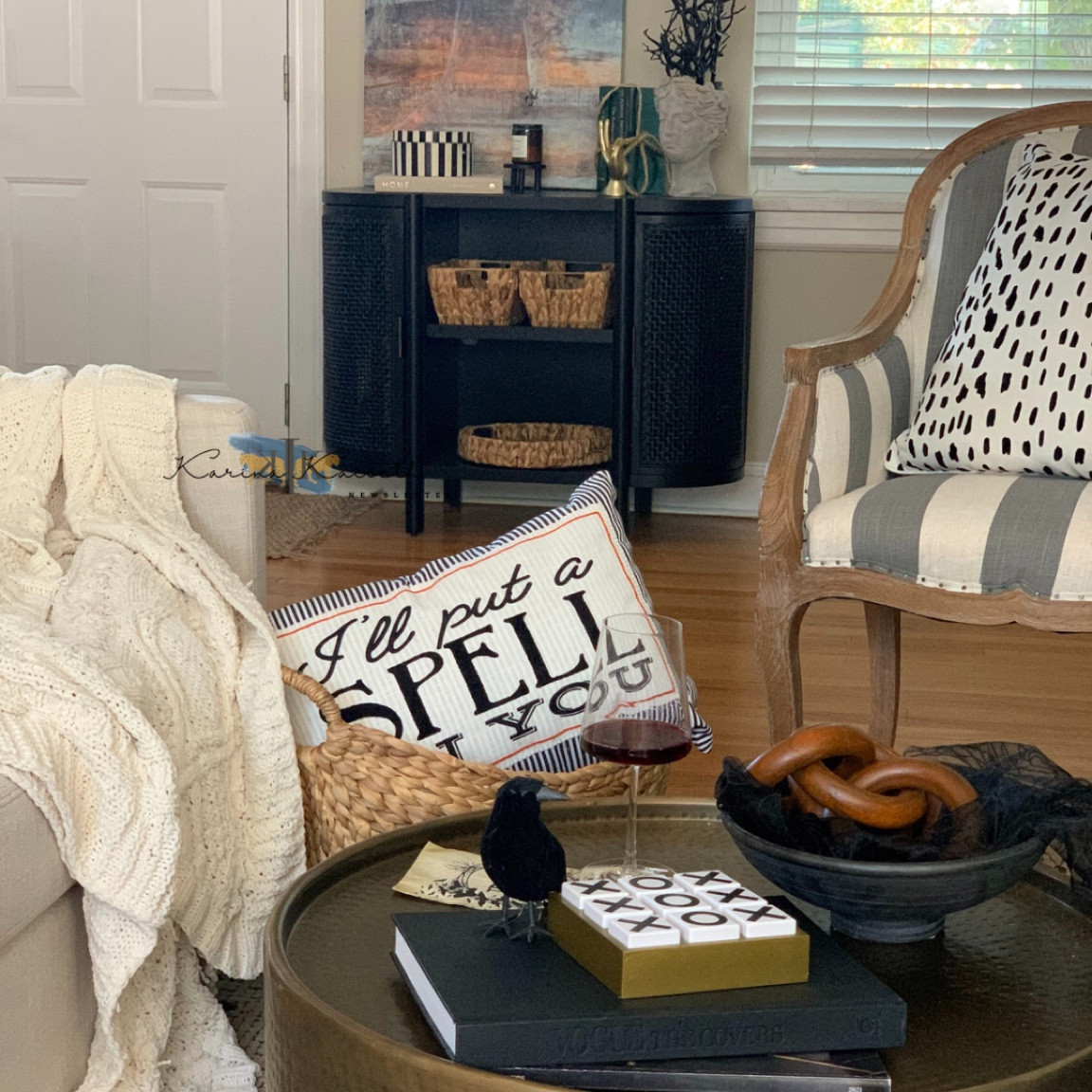 Timeless Halloween decor 
#halloweendecor #homedesign #livingroom #homeinspo 

#LTKHalloween #LTKstyletip #LTKSeasonal