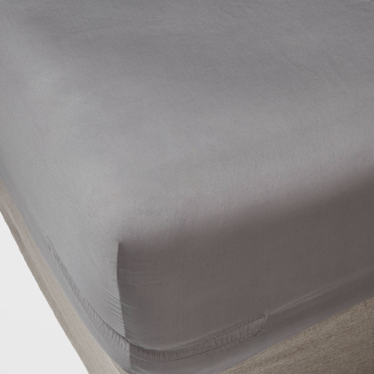 Queen 400 Thread Count Performance Fitted Sheet Dark Gray - Threshold™ | Target