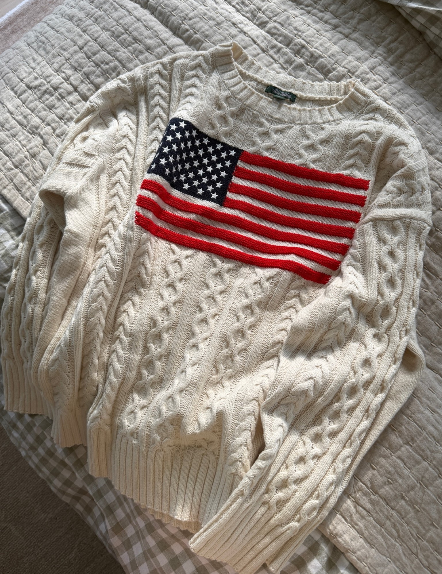 Grabbed this cutie flag sweater for the fourth! I got my normal size since it’s a tiny bit oversized already!

#LTKSeasonal #LTKootd #LTKgrwm