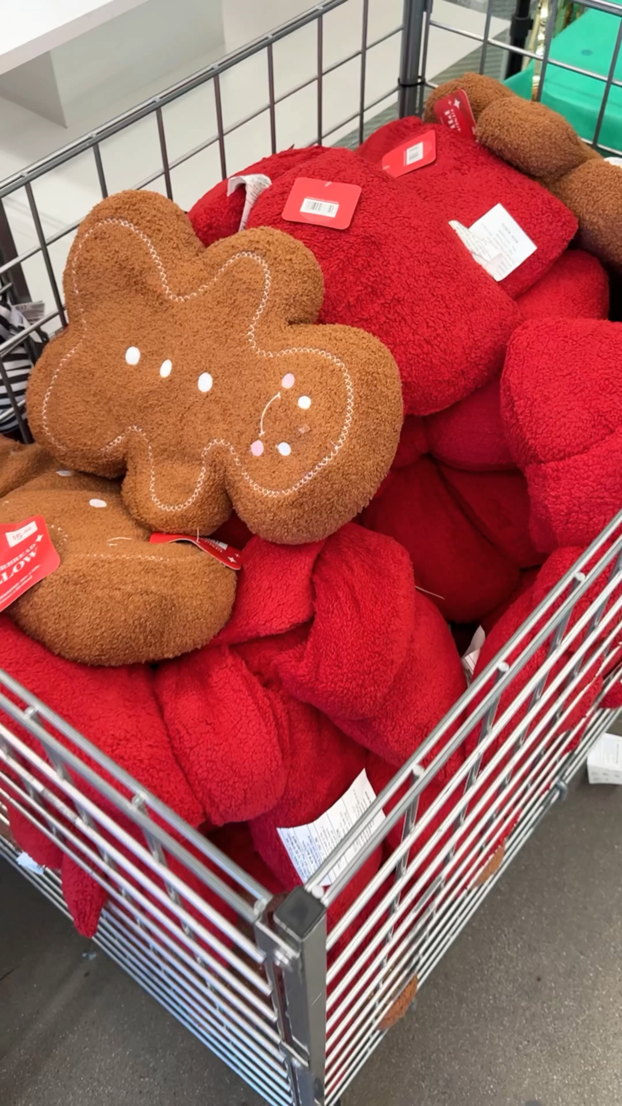 Five Below Christmas finds! From the cutest decor to gift ideas and the most adorable bow pajamas we’re sharing all our faves! 

#LTKSeasonal #LTKGiftGuide #LTKHoliday