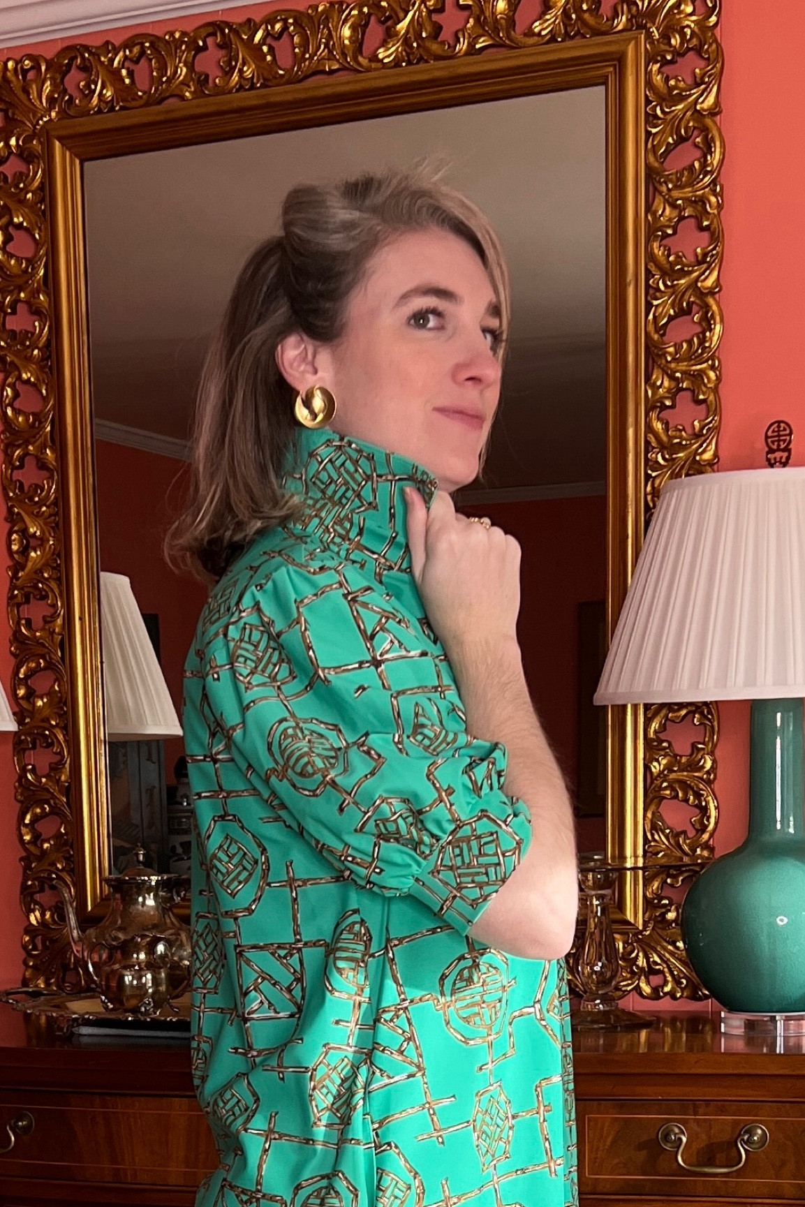 The chicest earrings are the EOTM! Only $40! I feel mod glam, like a resort vacationer from the 60s! 