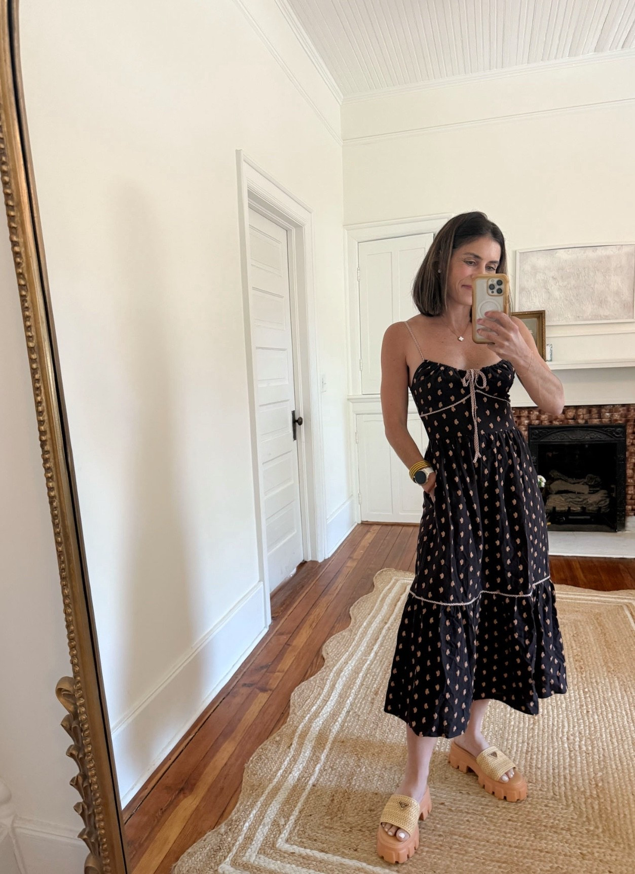 In x small 20% off 

#LTKSeasonal #LTKootd