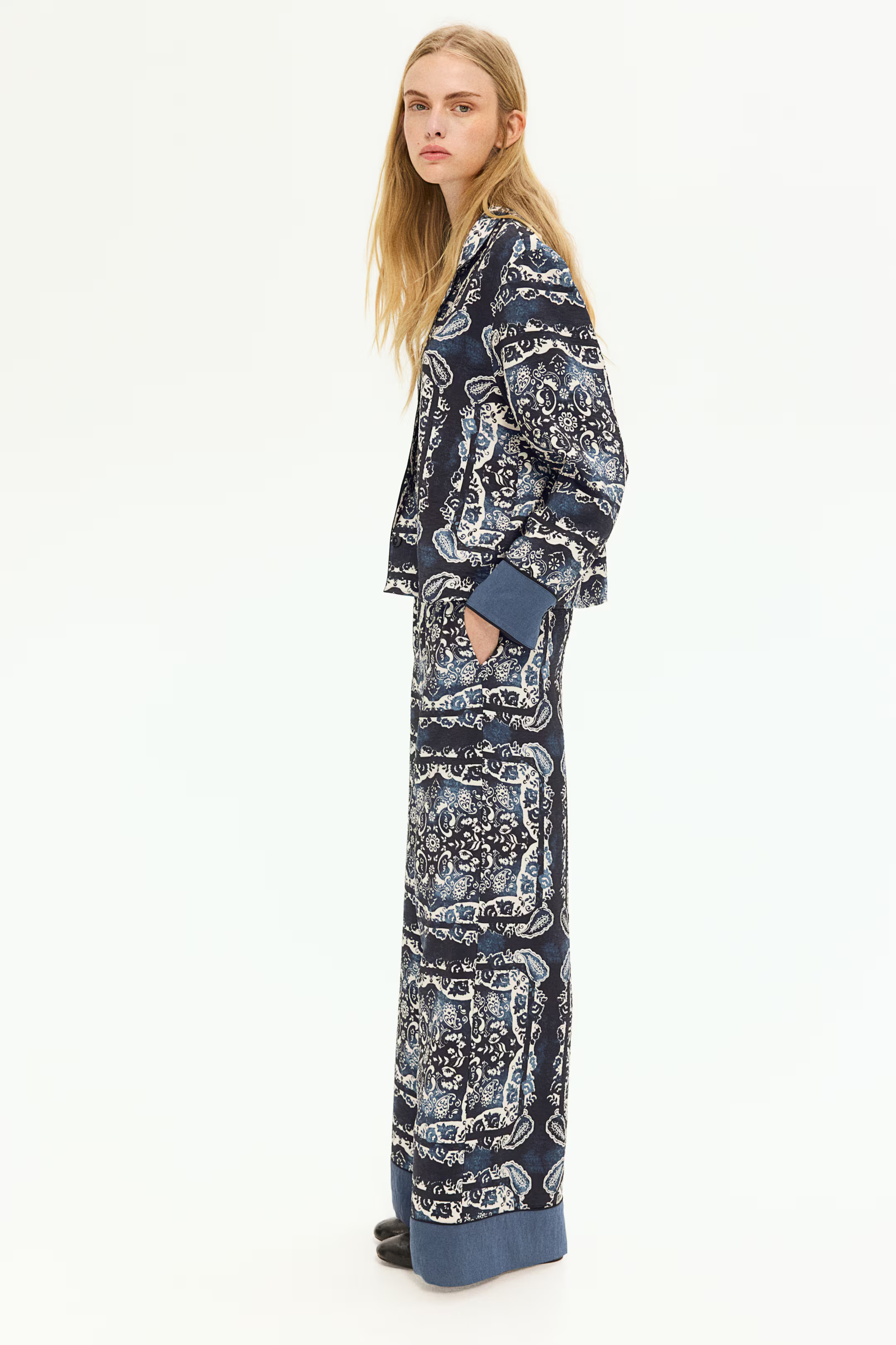 Patterned Pants - Dark blue/paisley-patterned - Ladies | H&M US | H&M (US + CA)