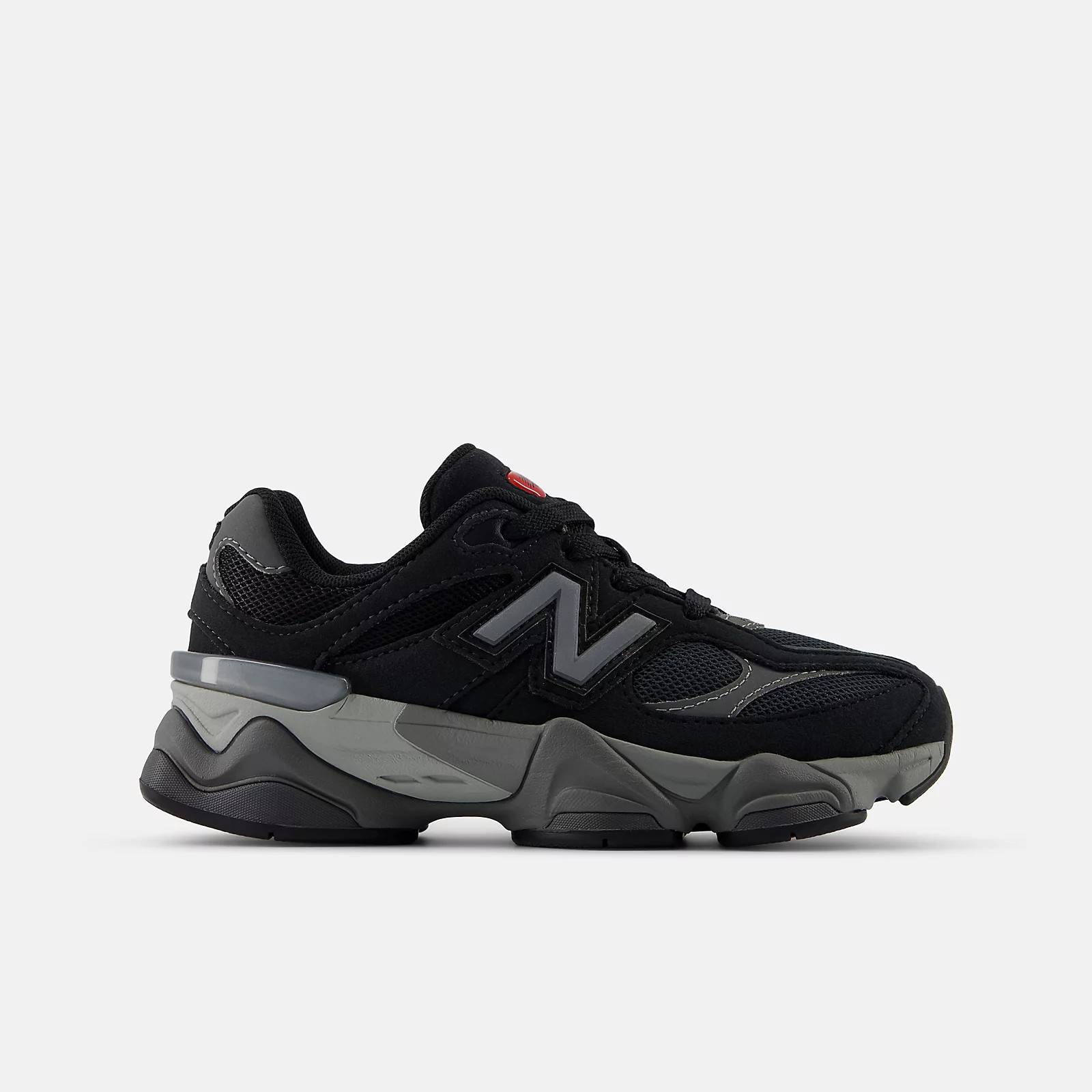 9060 Lace | New Balance Athletics, Inc.