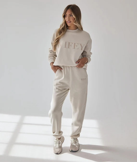 Wifey Sweatpants, Champagne Wife Joggers, Honeymoon Outfit, SixStories Sweatpants, Wifey Tracksui... | Etsy (US)