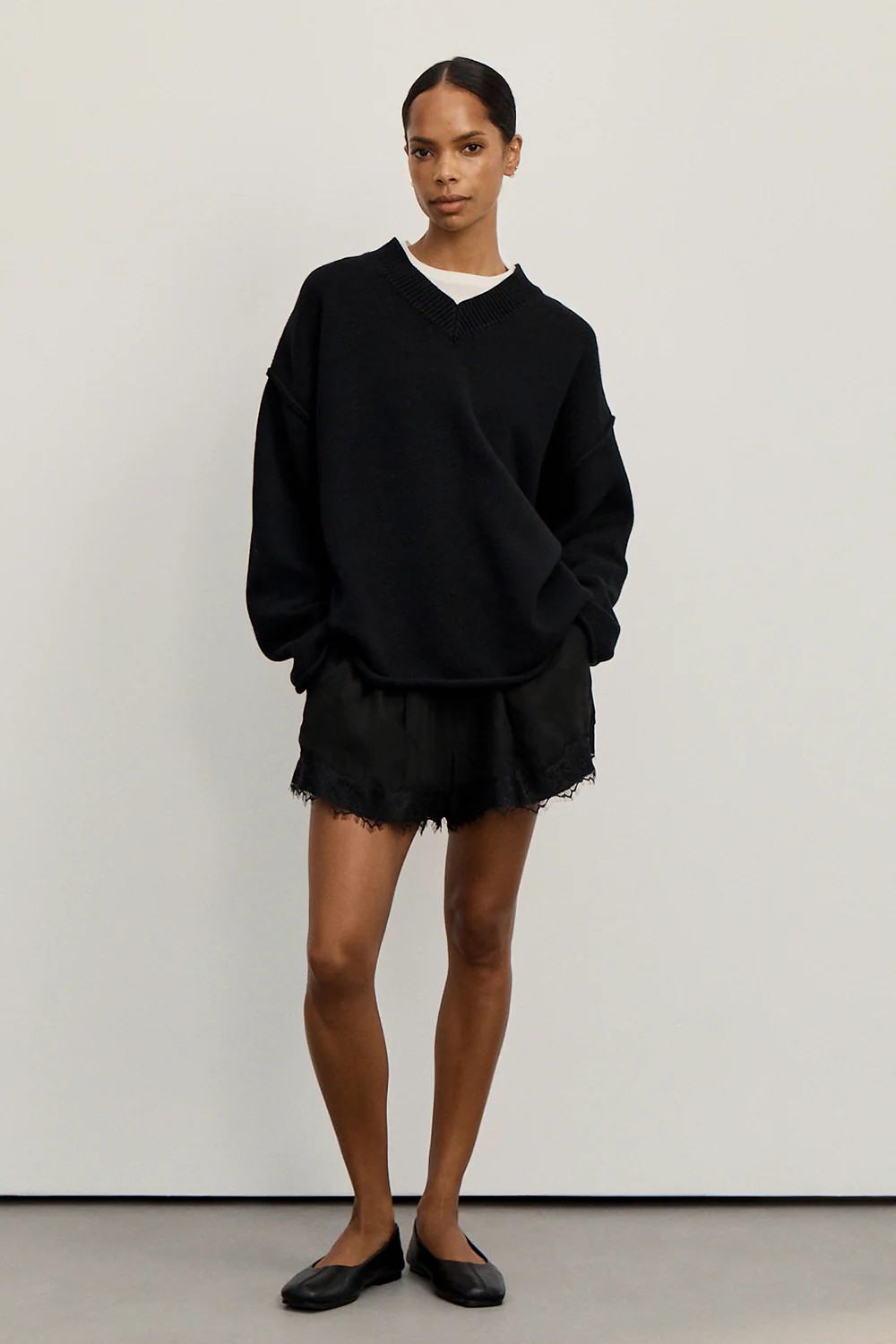 FLINT BLACK V NECK KNIT JUMPER | DISSH