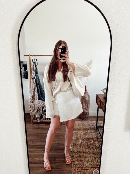 White mini skirt outfit idea. Skort comes in tall! I’m wearing a medium tall



#LTKStyleTip #LTKFindsUnder50 #LTKSeasonal