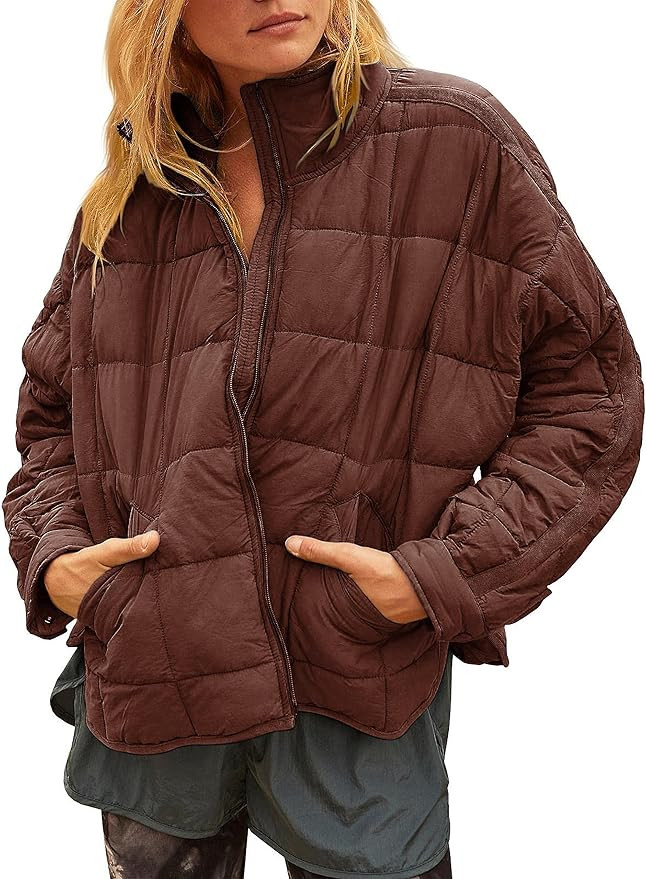 Freyhem Quilted Puffer Jacket Women Lightweight Short Zip Up Padded Coat with Pockets | Amazon (US)