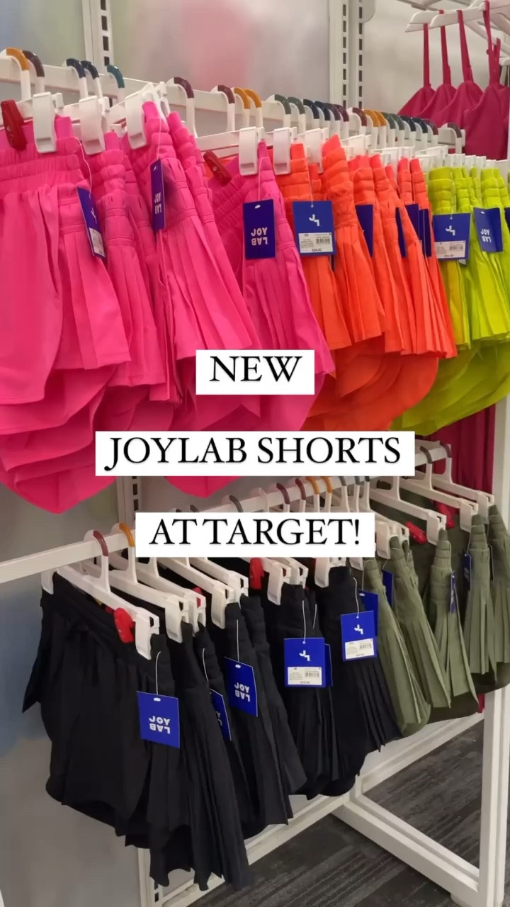comment “shorts” and I’ll send over the 🔗! These Joylab shorts come in 9 colors and range from size XS-XXL! Loving the bright neon colors the most!! •
•
•
#target #targetstyle #targetfinds #joylab #athleisure #workoutclothes #runningshorts #targetfashion #affordablefashion #targetdeals #shopwithme

#LTKMostLoved #LTKfitness #LTKSpringSale