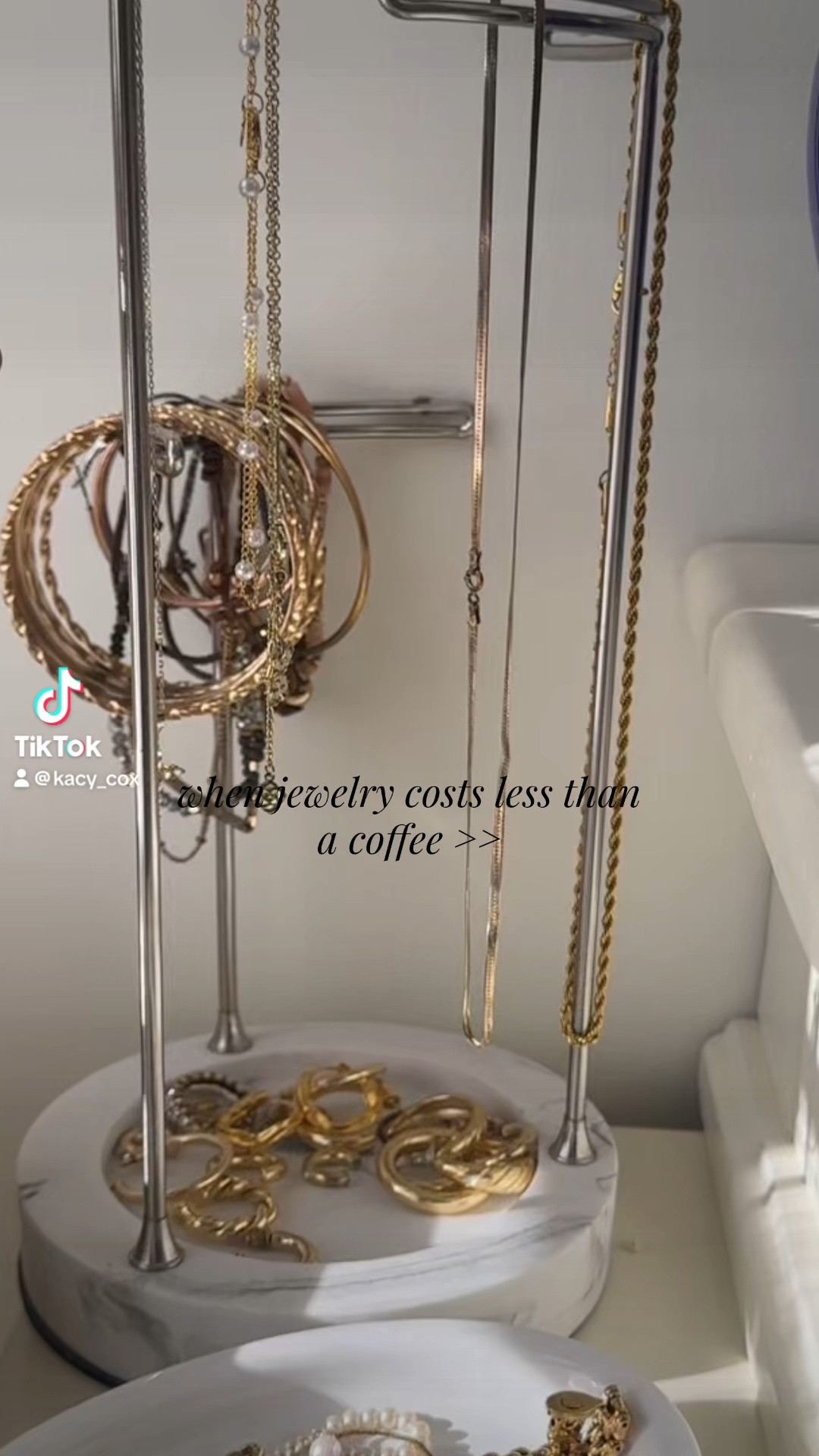 EVRY JEWELS 🖤 BLACK FRIDAY 
USE DISCOUNT CODE : "KACYCOX" 

https://evryjewels.com/?ref=kacycoxzbr

#LTKGiftGuide #LTKCyberWeek #LTKHoliday