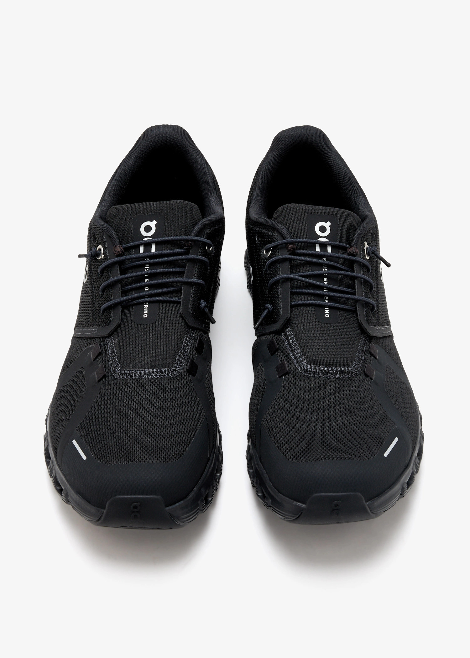 On | Level Shoes Global