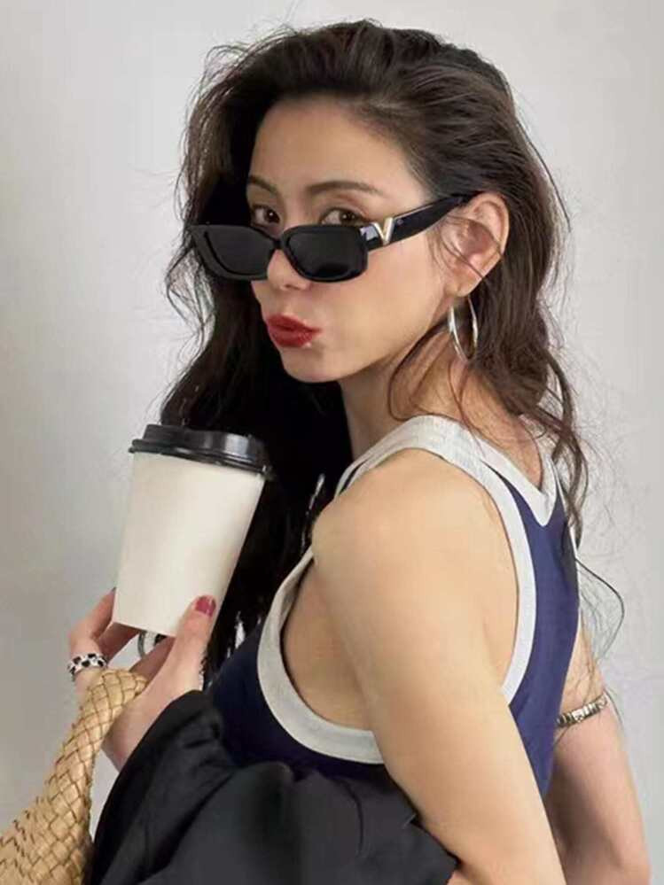 Elegant 1pair Women's Retro Fashionable High-End Personality Fashion Glasses For Catwalk Shades B... | SHEIN