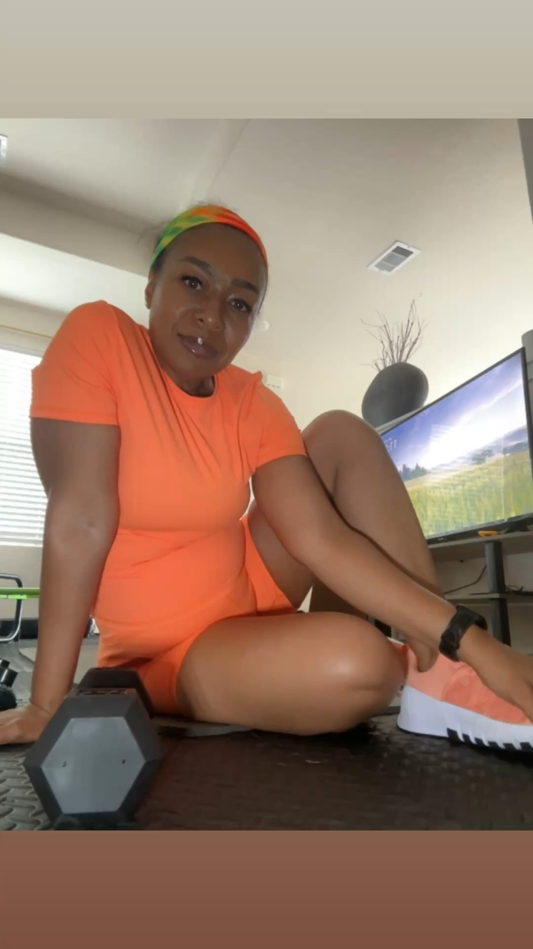 Started my morning with a Peloton walking bootcamp… because the goals don’t care how I feel, they care what I do 💯✨
Slow progress is still progress — and I’m showing up anyway.”

#MorningRoutine
#WalkingWorkout
#PelotonLife
#FitnessJourney
#ShowUpForYourself

#LTKmorningroutine #LTKfitnessgoals #LTKActive