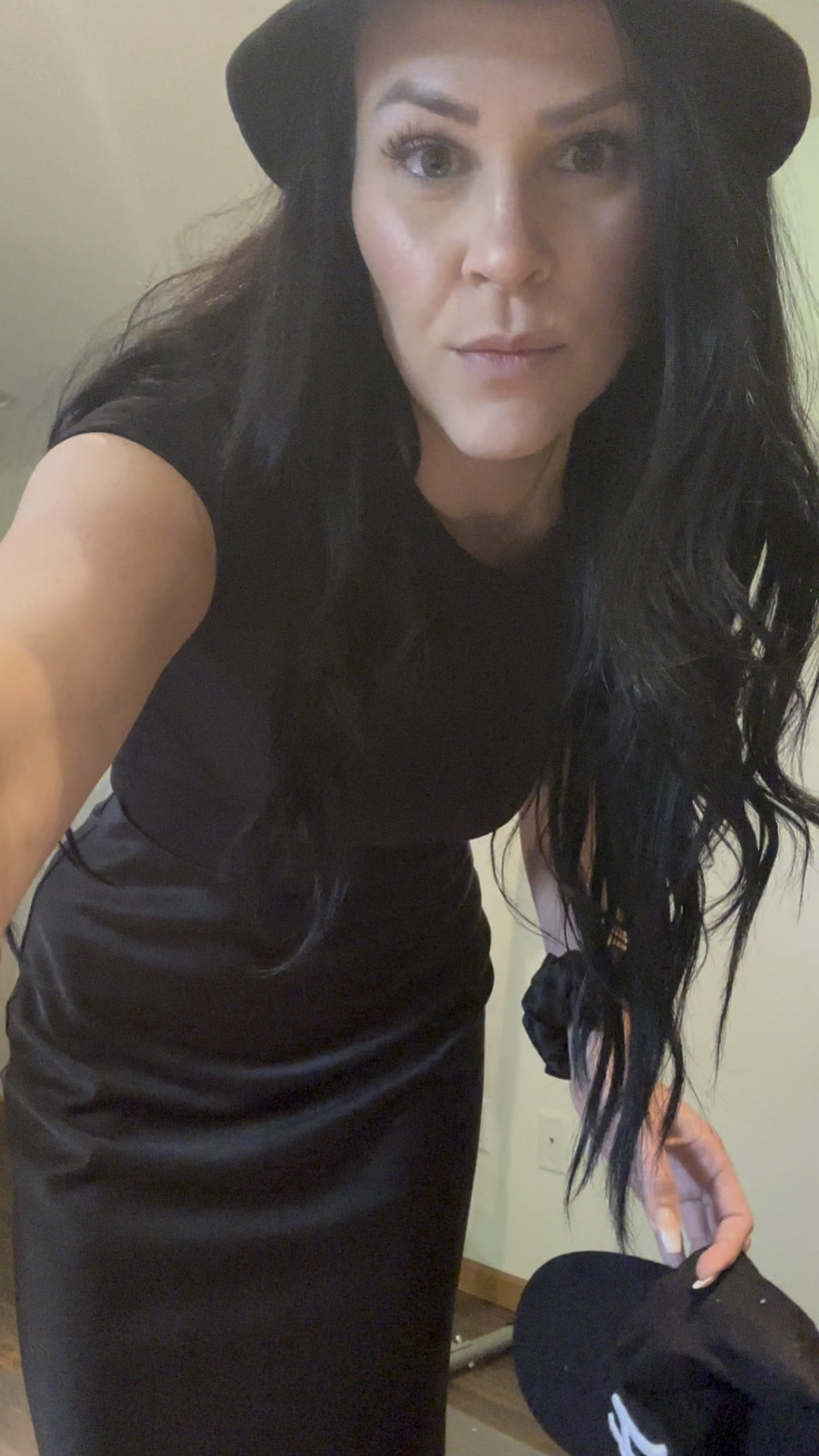 Unveil your inner glamour with this Women’s Satin Silk High Waist Midi Skirt. Indulge in the luxurious feel of satin silk, while the elegant slit and high waistband add a dash of allure. Elevate your style effortlessly with this statement piece! 💃✨

& To solve the debate to hat or no hat? @resid3ncy or @hairbrella? 

#SatinSilkSkirt #GlamourUnleashed #elevateyourstylewithfamy