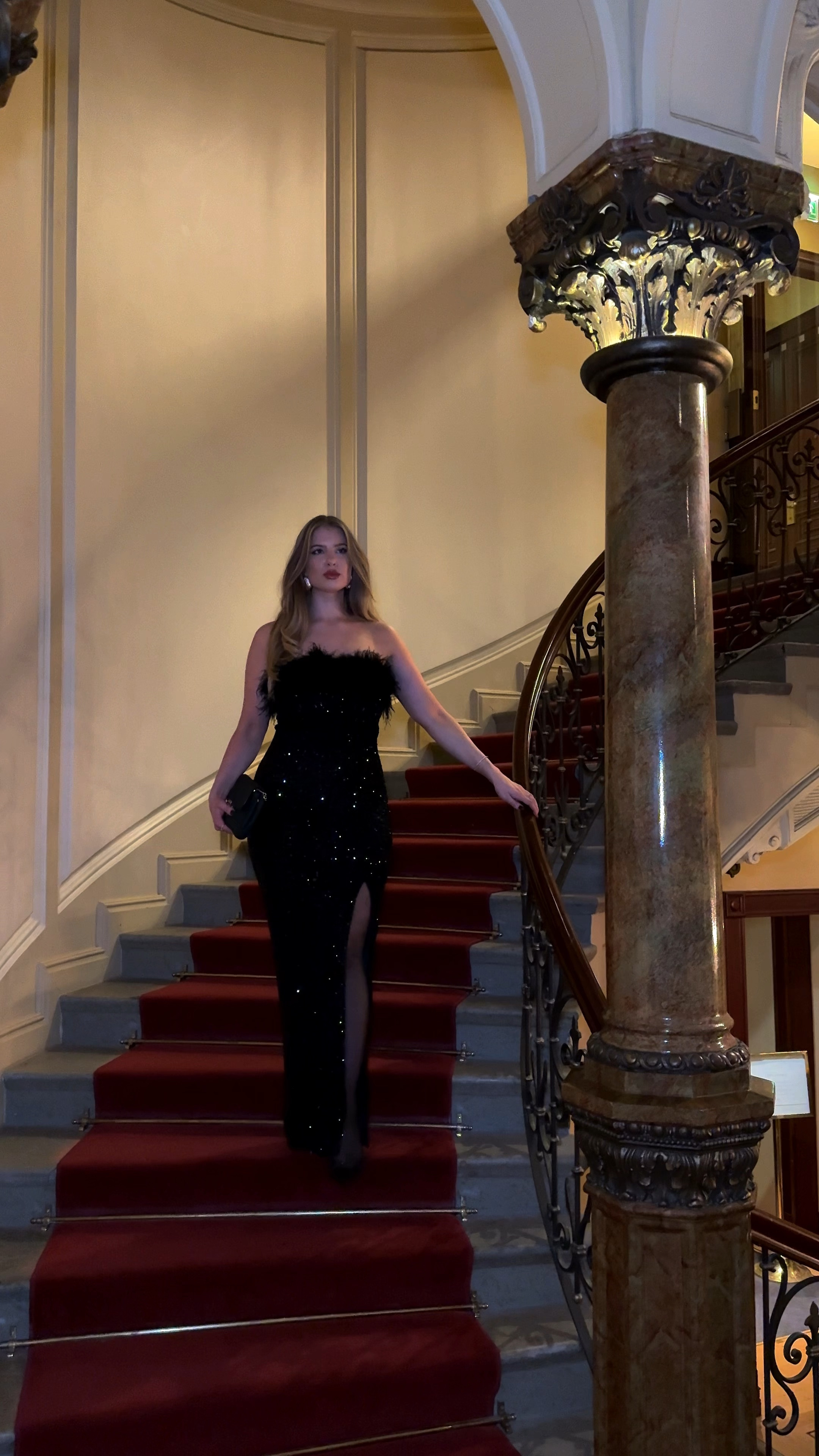 New Years Eve outfit 🖤✨ 

#partyseason #oldmoneyaesthetic #oldmoneystyle #parisianaesthetic #newyearseve #luxurylifestyle #luxuryhotel #newyearseveoutfit #partyoutfit #partyseason #partylook #glitterdress #partydress 

#LTKeurope #LTKHoliday #LTKparties