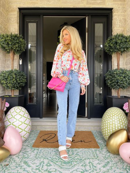 Easter outfit. Easter style. Floral bodysuit. Mom jeans. Casual Easter outfit. Pink lily 

#LTKstyletip #LTKunder100 #LTKSeasonal