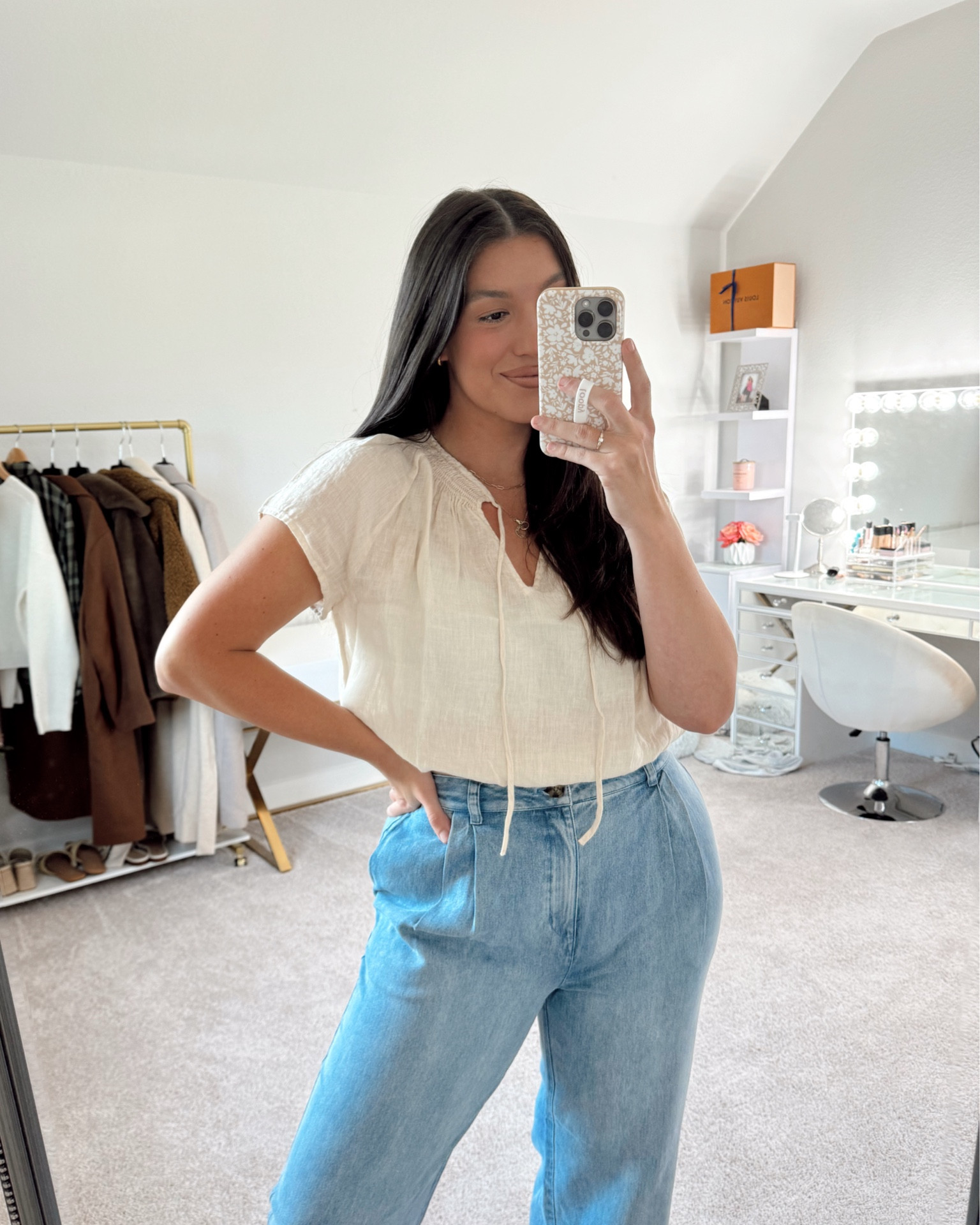 Cutest light weight top! Wearing a L and fits tts + it’s on sale!🍂🤎

Fall fashion, fall style, midsize fall outfits, curvy fall outfit inspo, sale, denim

#LTKPlusSize #LTKSaleAlert #LTKMidsize