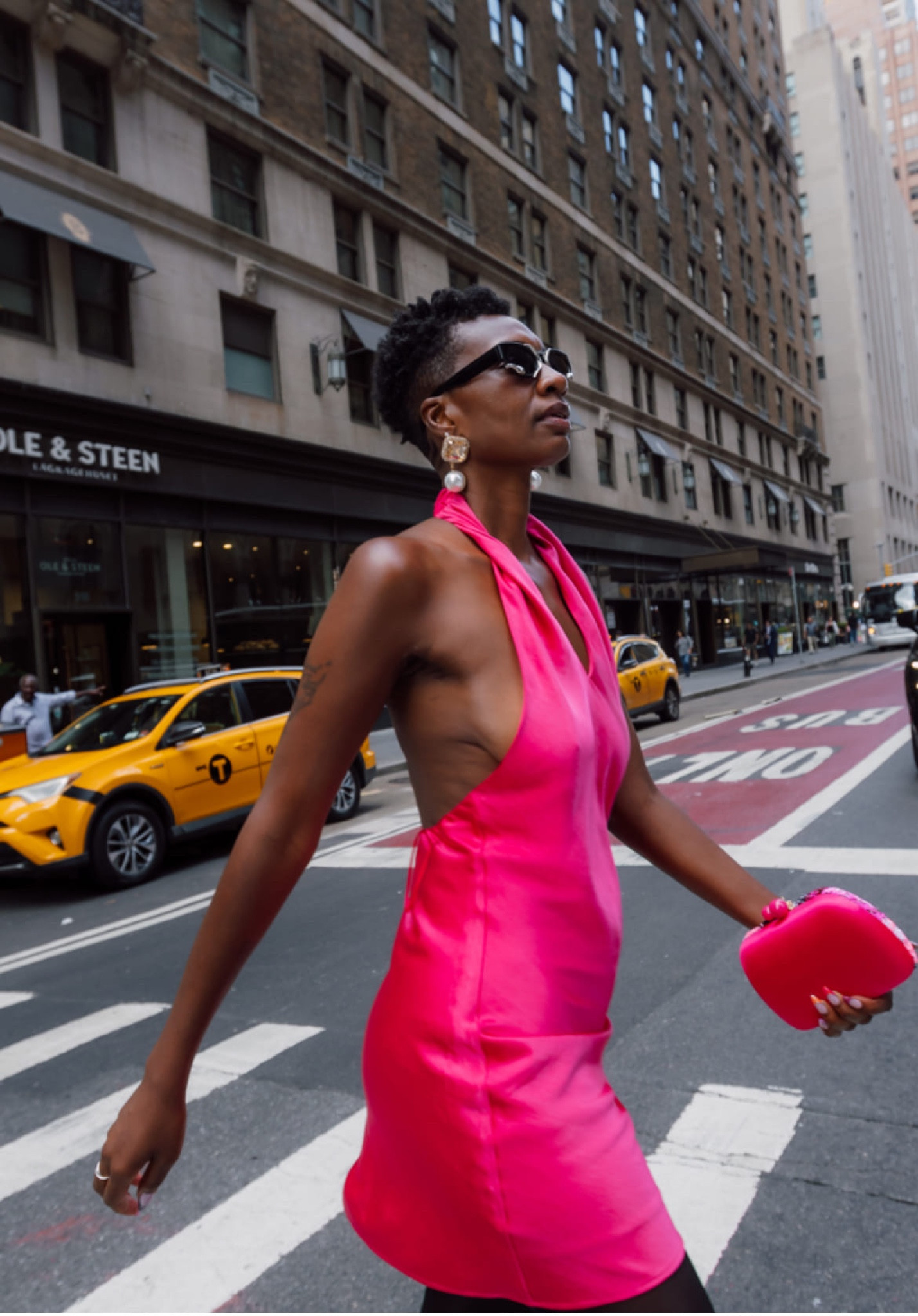 Confidence is the best accessory

#LTKOver40 #LTKStyleTip #LTKNYFW