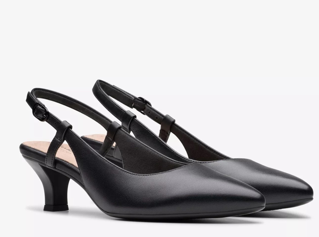 The most comfortable kitten heel I’ve tried perfect for going out or elevating your every day look #style #kittenheel #clarks #tallwomen #workwear

#LTKSaleAlert #LTKStyleTip #LTKShoeCrush